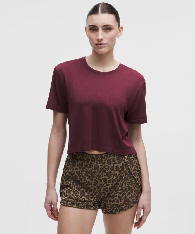 lululemon Swiftly Perforated Stripe Short-Sleeve Shirt - Burgundy Bay/Burgundy Bay