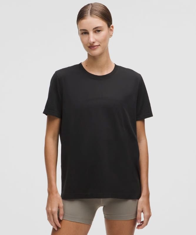 lululemon Swiftly Relaxed Short-Sleeve Shirt Hip Length *Updated Fit - Black/Black