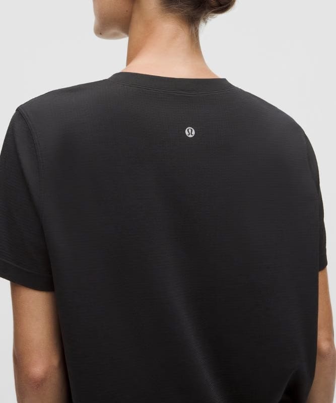 lululemon Swiftly Relaxed Short-Sleeve Shirt Hip Length *Updated Fit - Black/Black