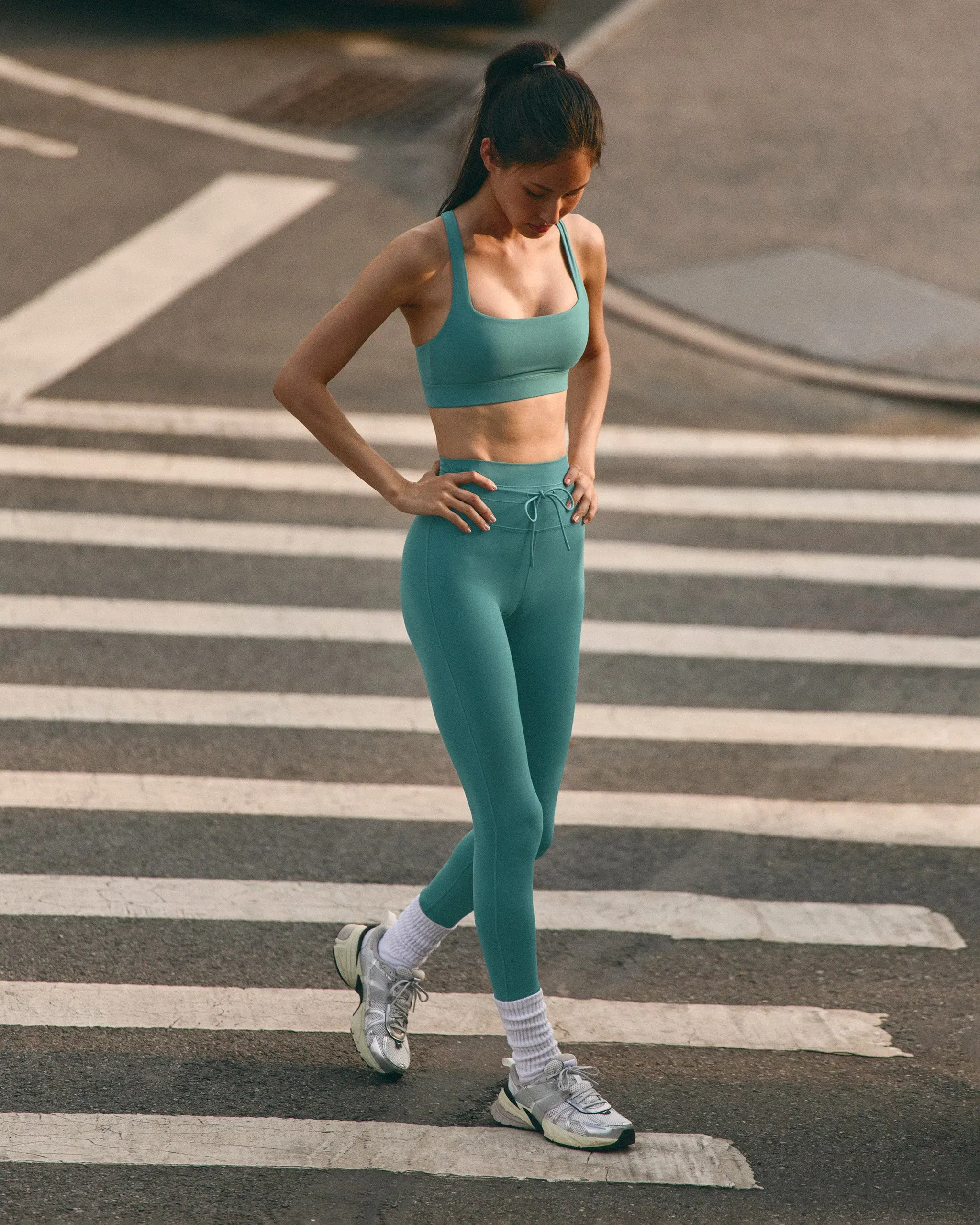 Vuori Daily Form Legging - Bluegrass