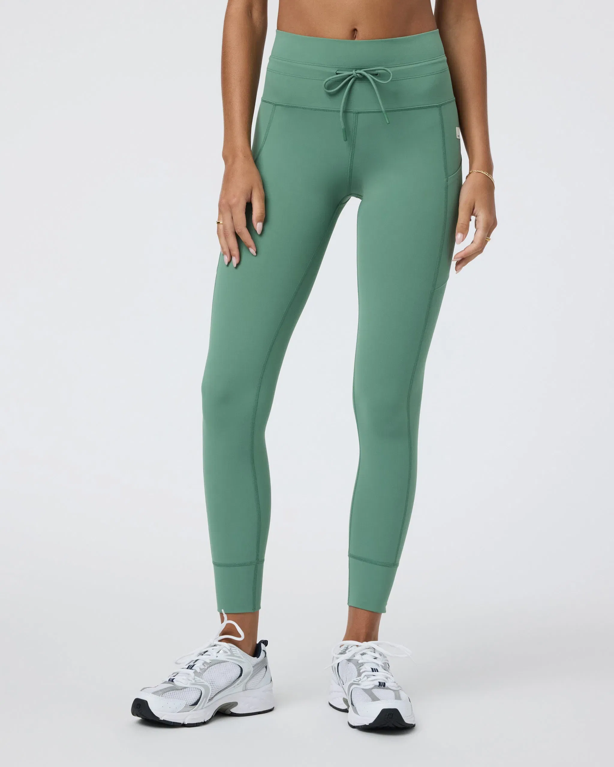 Vuori Daily Pocket Legging - Hedge Green