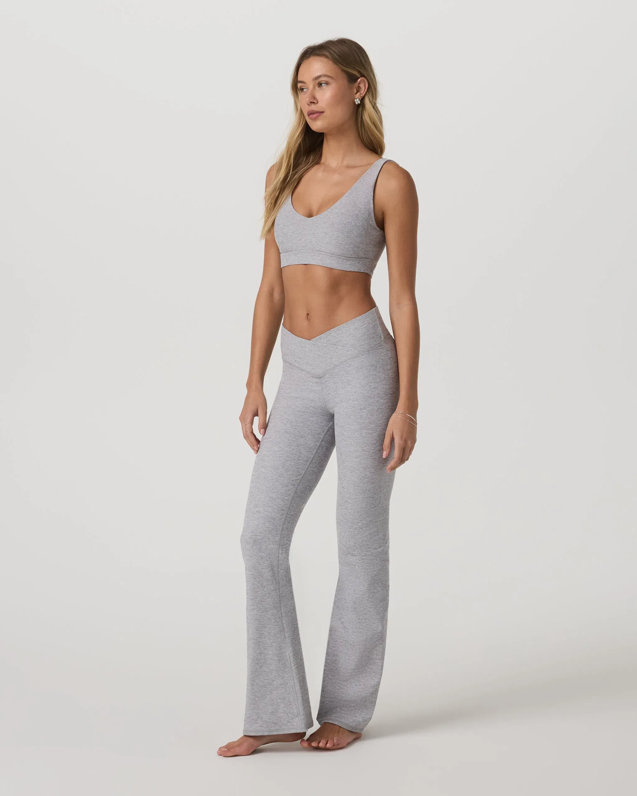 Vuori Elevation Rhythm Flare - Light Heather Grey
