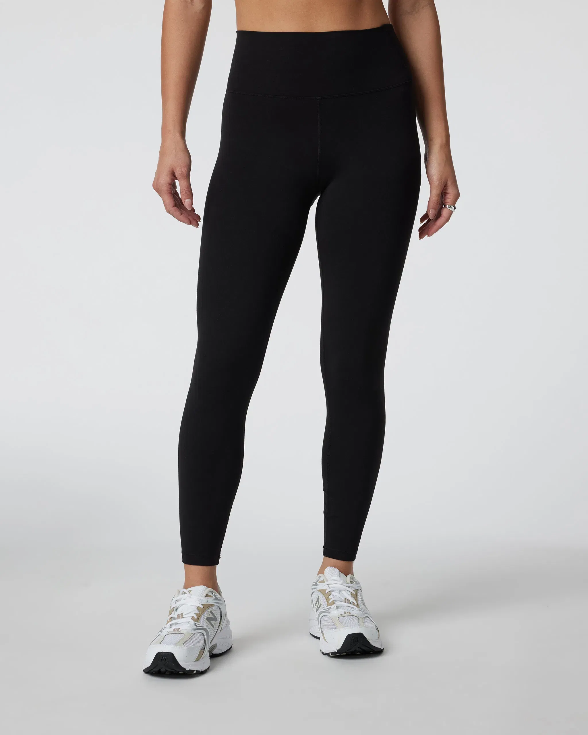 Vuori AllTheFeels™ Legging - Short - Black