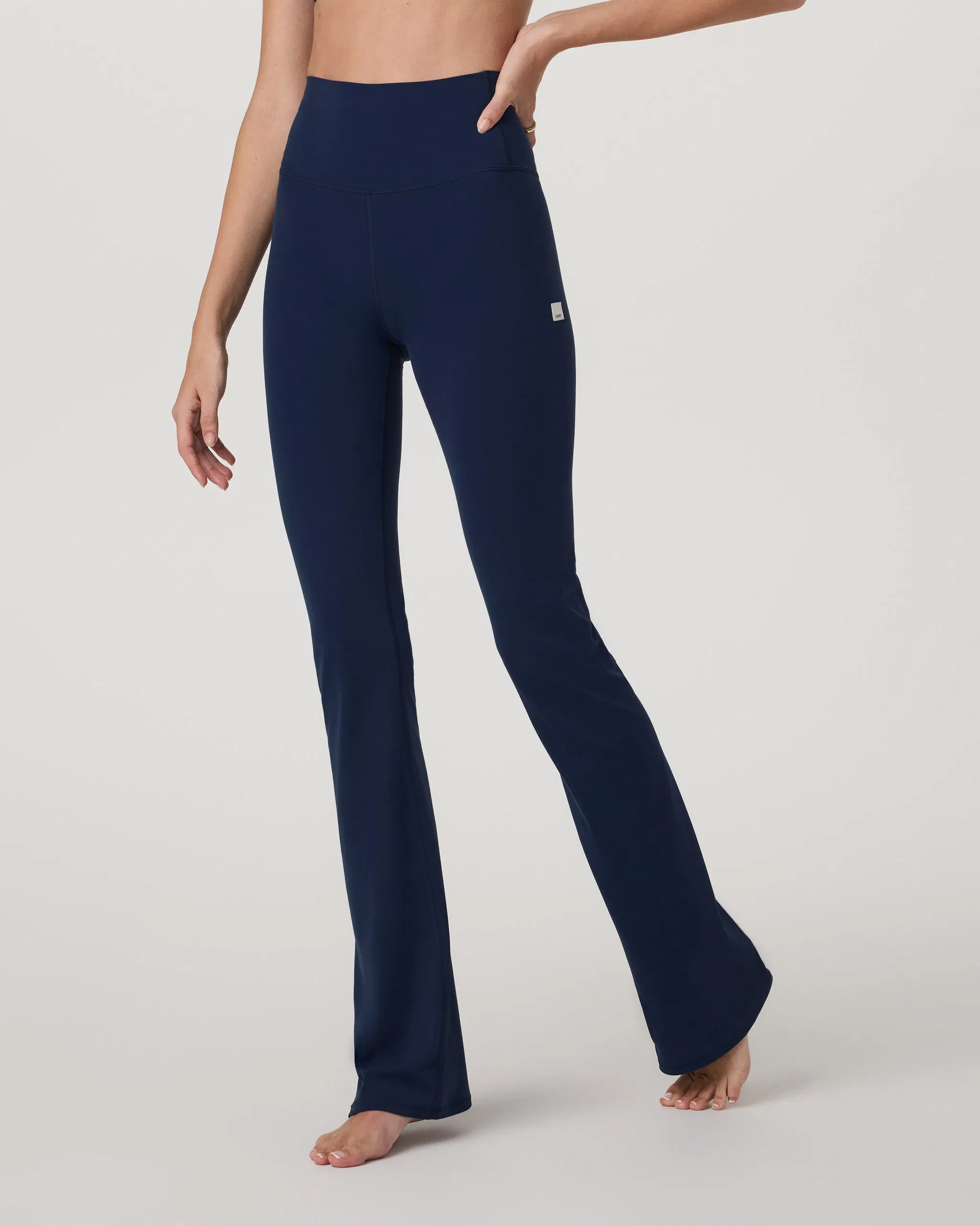 Vuori AllTheFeels™ Slim Flare - Short - Black