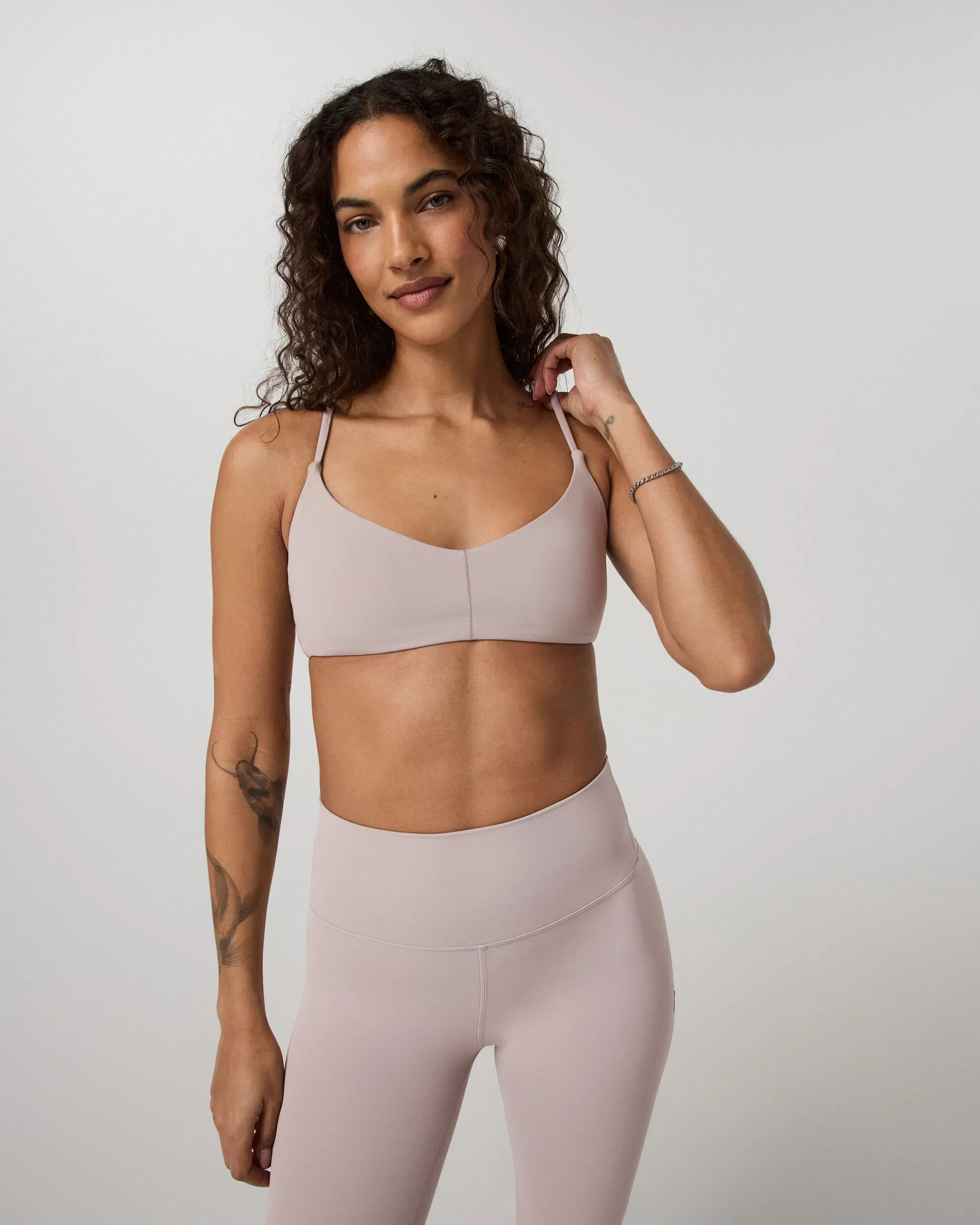 Vuori AllTheFeels™ Strappy Back Bra - Black