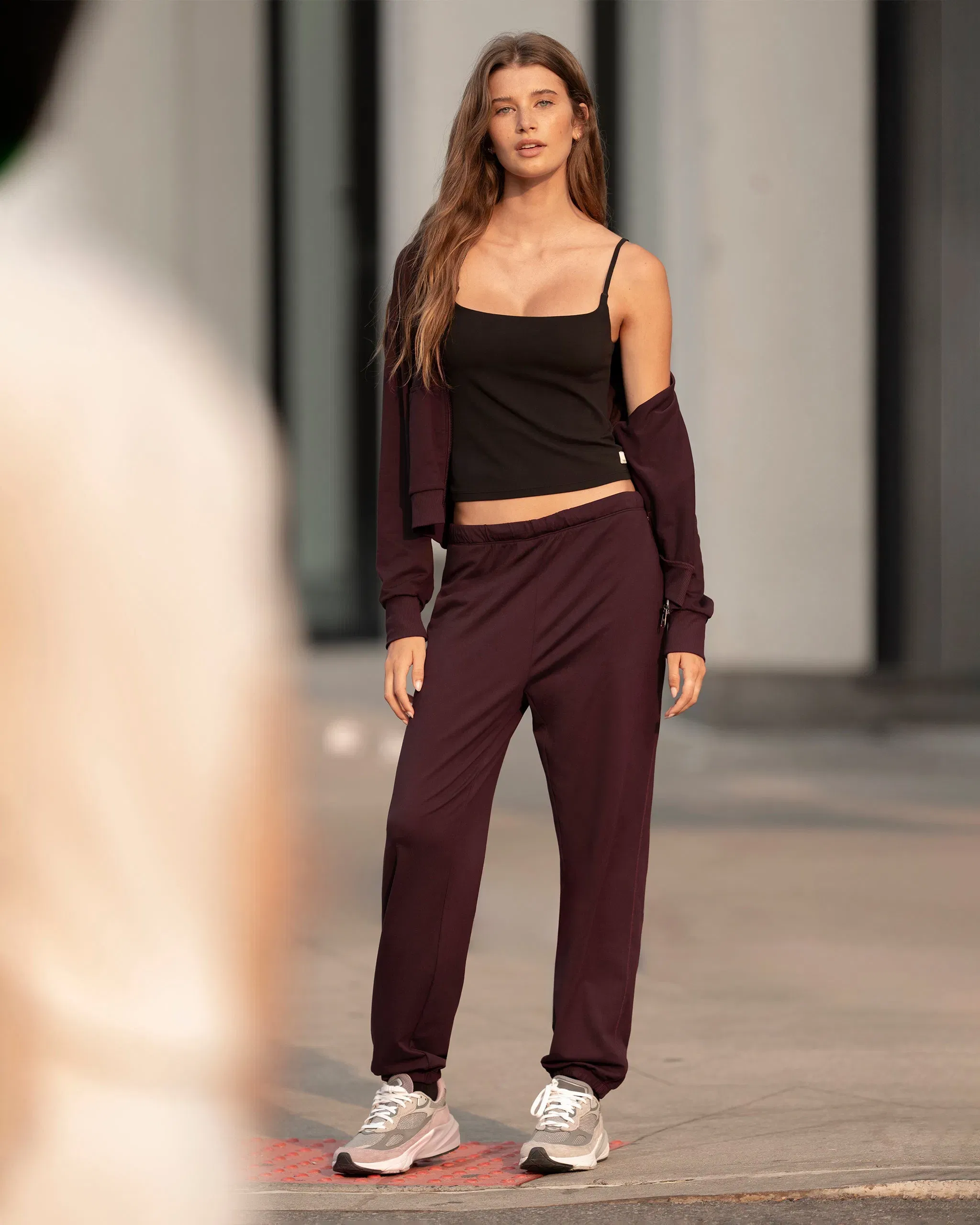 Vuori Halo Modern Sweatpant - Bright Iris Heather