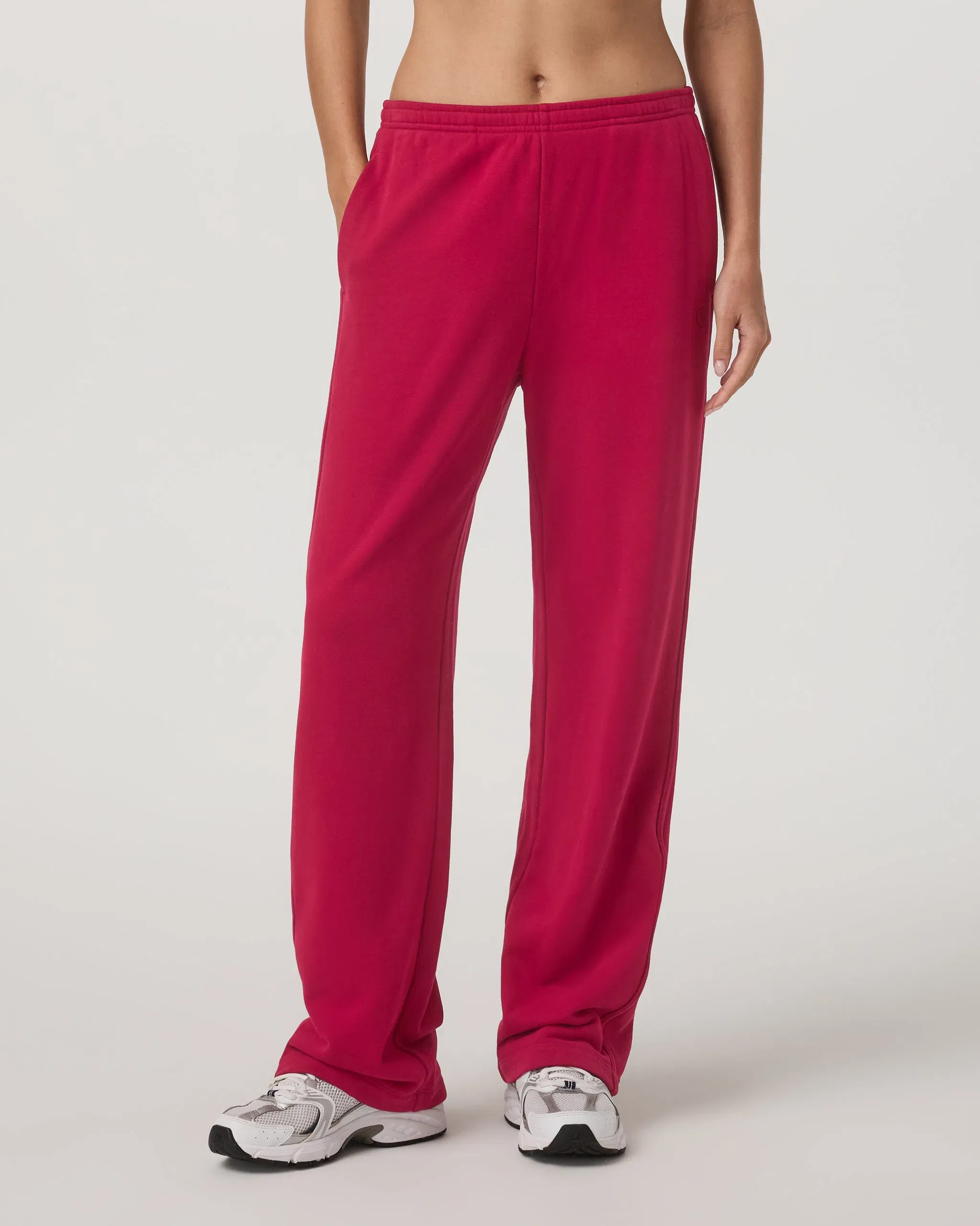 Vuori Sedona Straight Leg Sweatpant - Strawberry