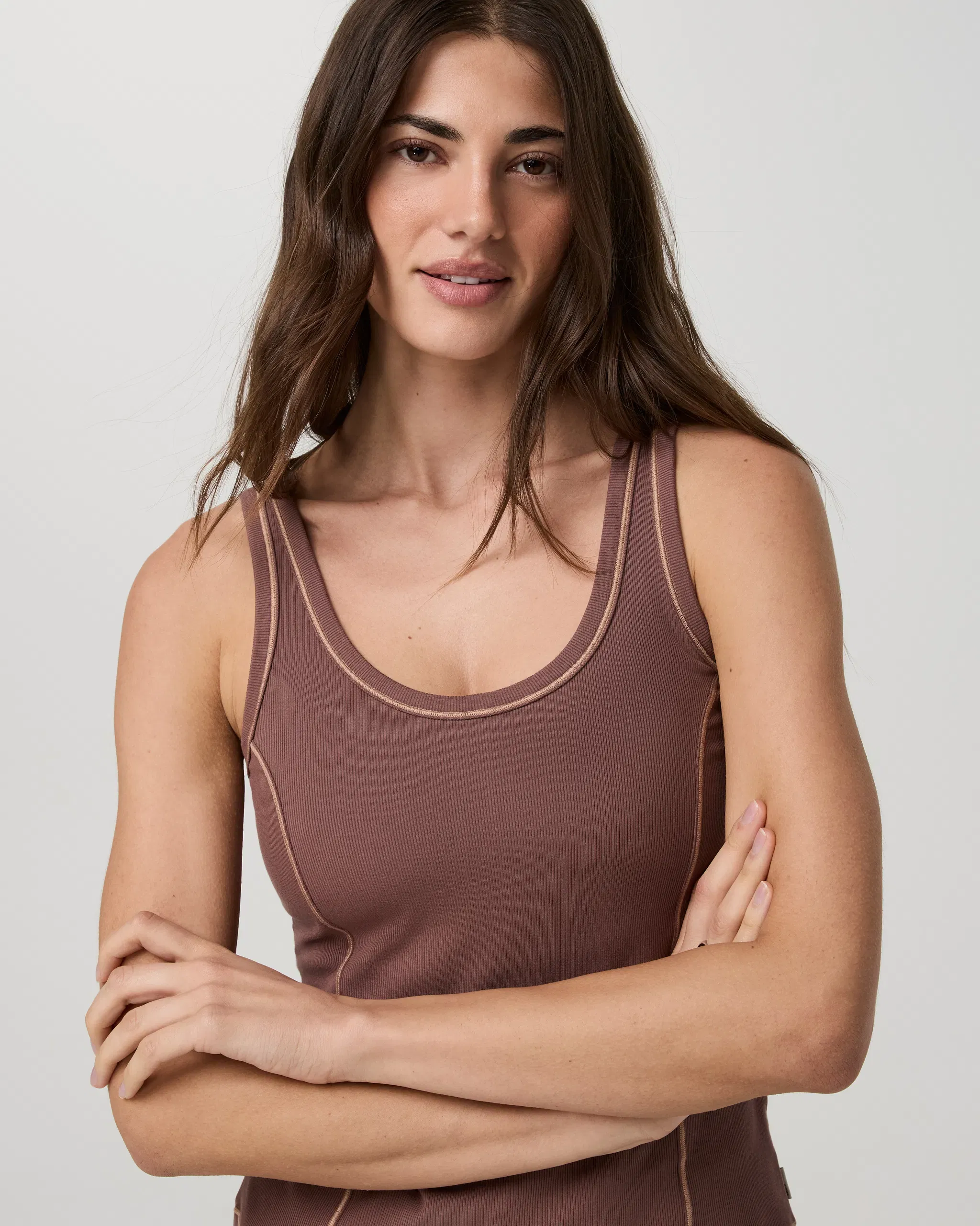 Vuori Pose Seams Tank - Sable