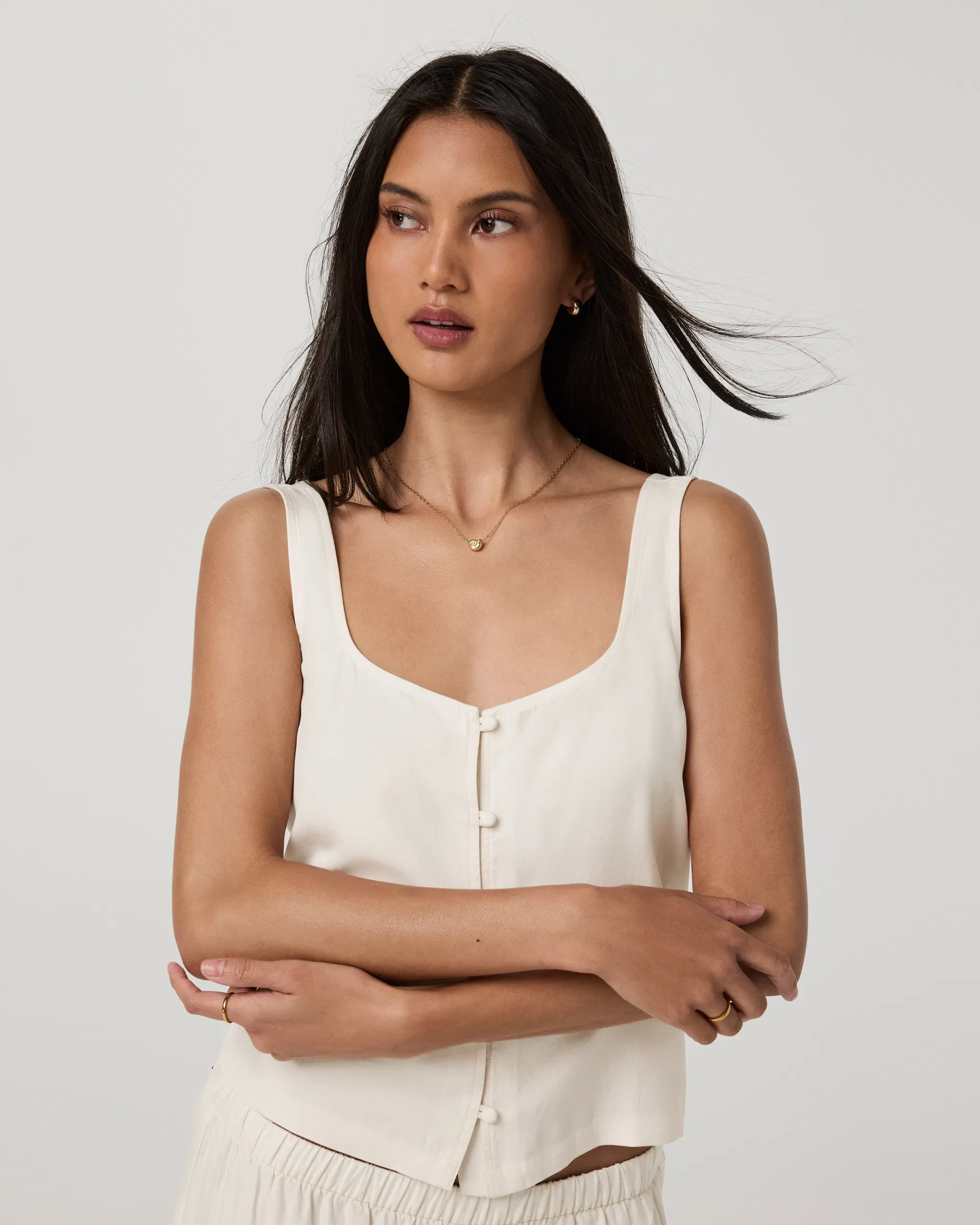 Vuori Trestles Twill Button Front Top - Natural