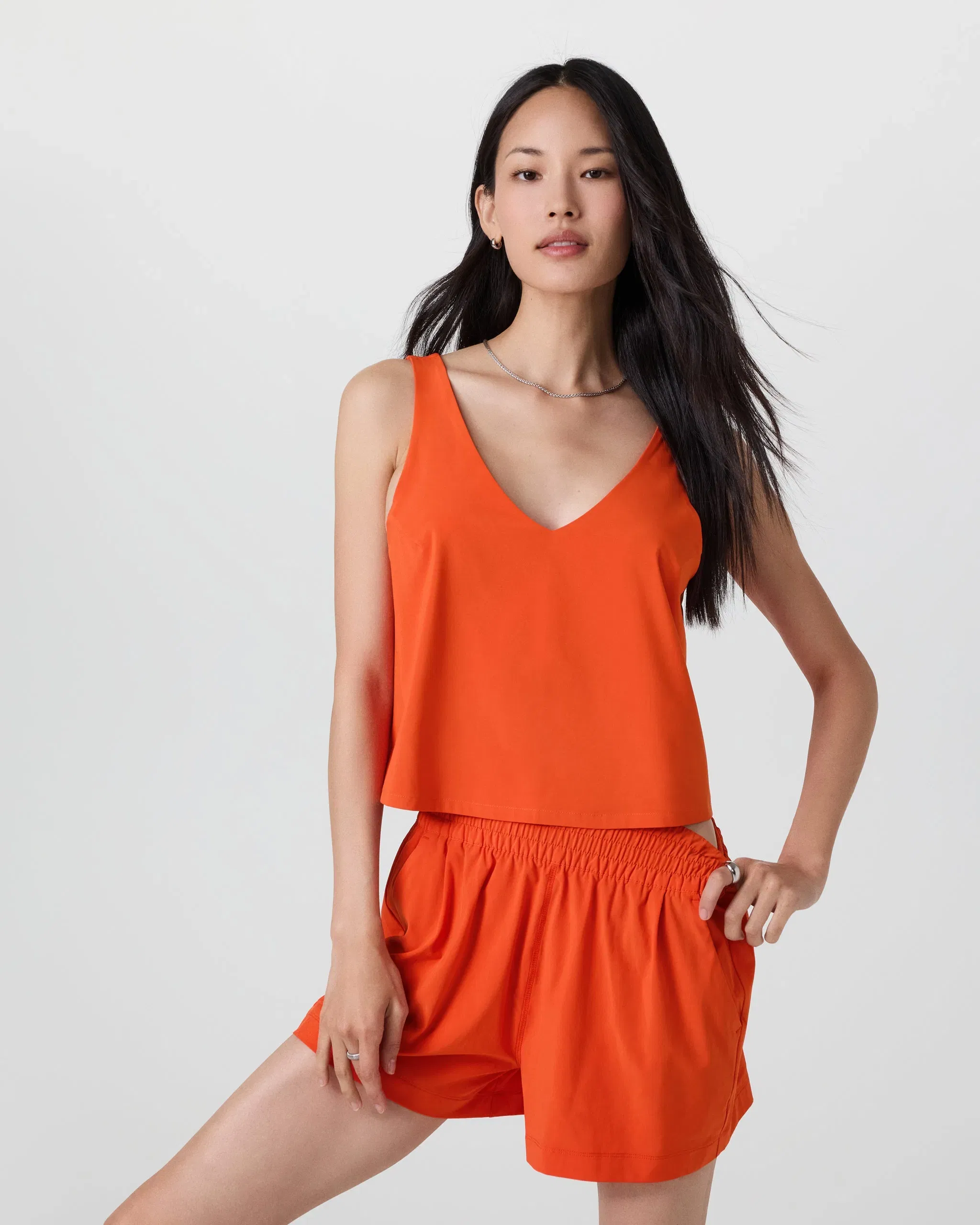Vuori Villa Cropped Tank - Bright Poppy