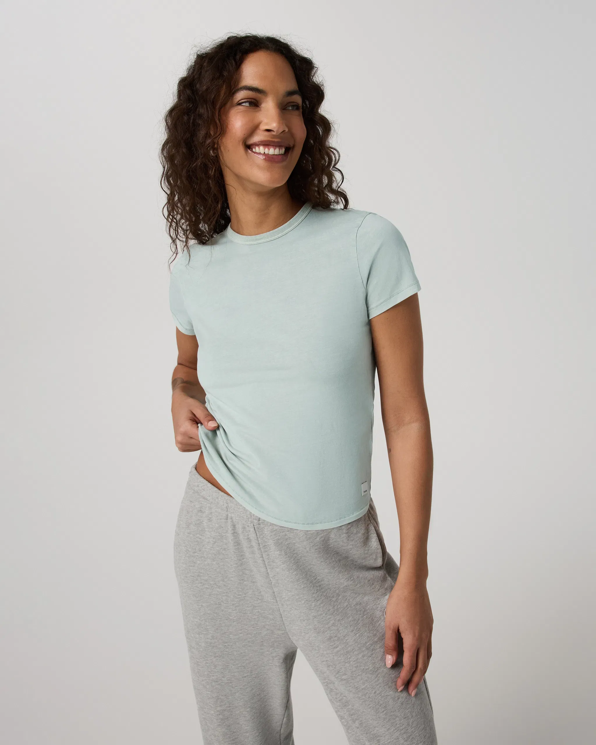 Vuori Short Sleeve Feather Classic T-Shirt - Garment Dye - Ocean Blue