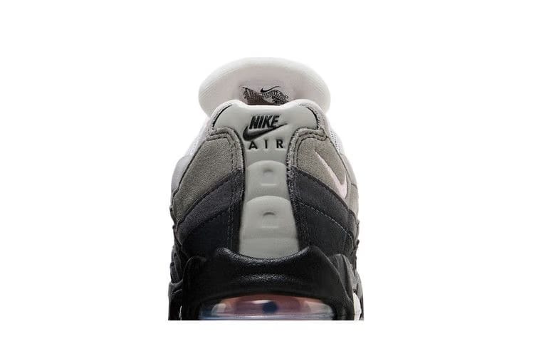 Nike Wmns Air Max 95 OG 'Pink Foam' 2025 / 2026
