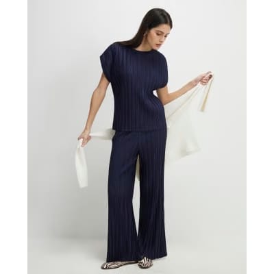 Navy Plisse Short Sleeve Top