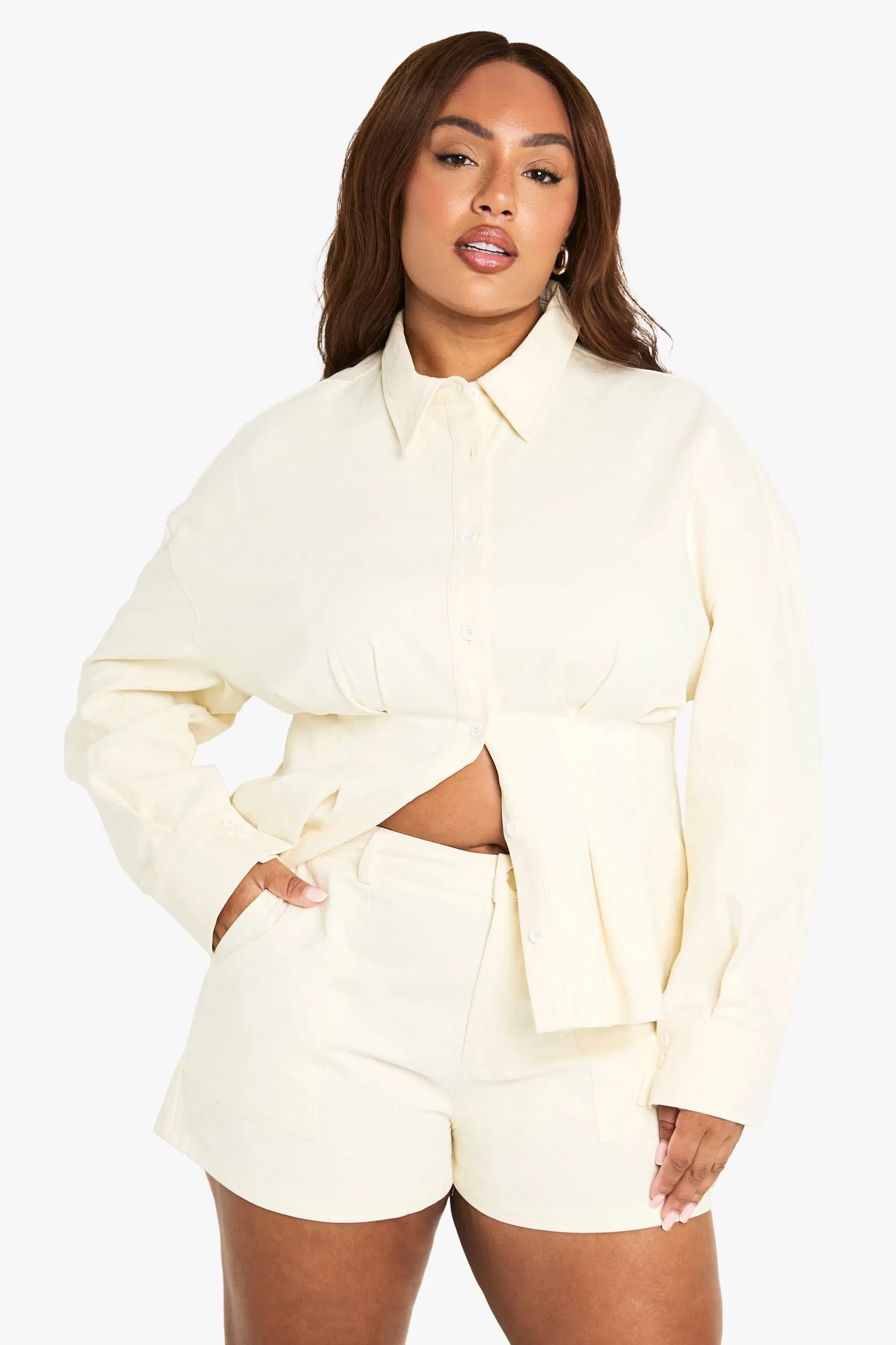 Plus Twill Mom Short