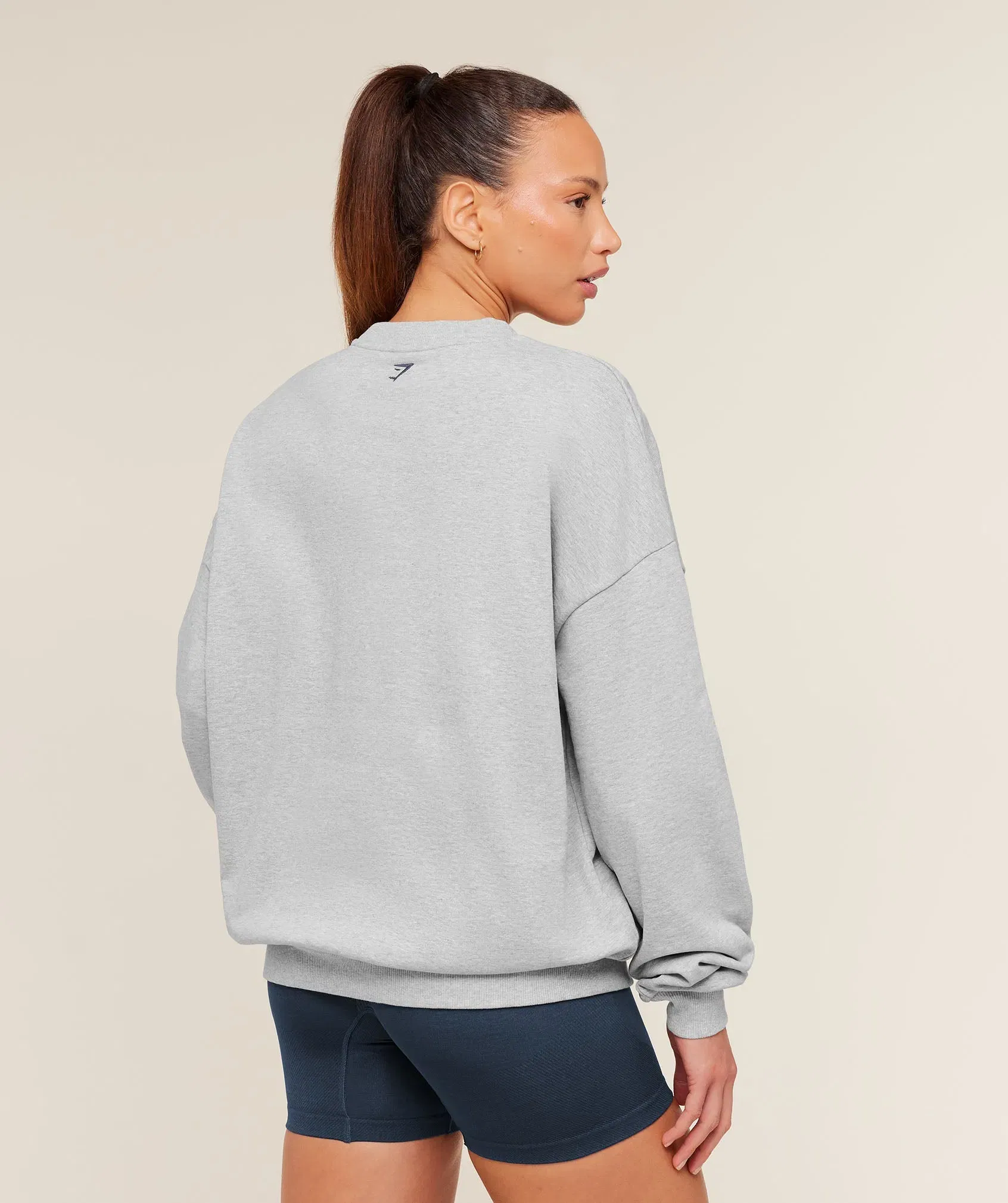 Gymshark Collegiate Graphic Crew Neck Pullover - Light Grey Core Marl