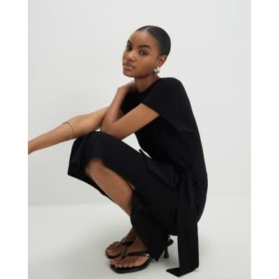 Black Premium Short Sleeve Knot Midi Dress