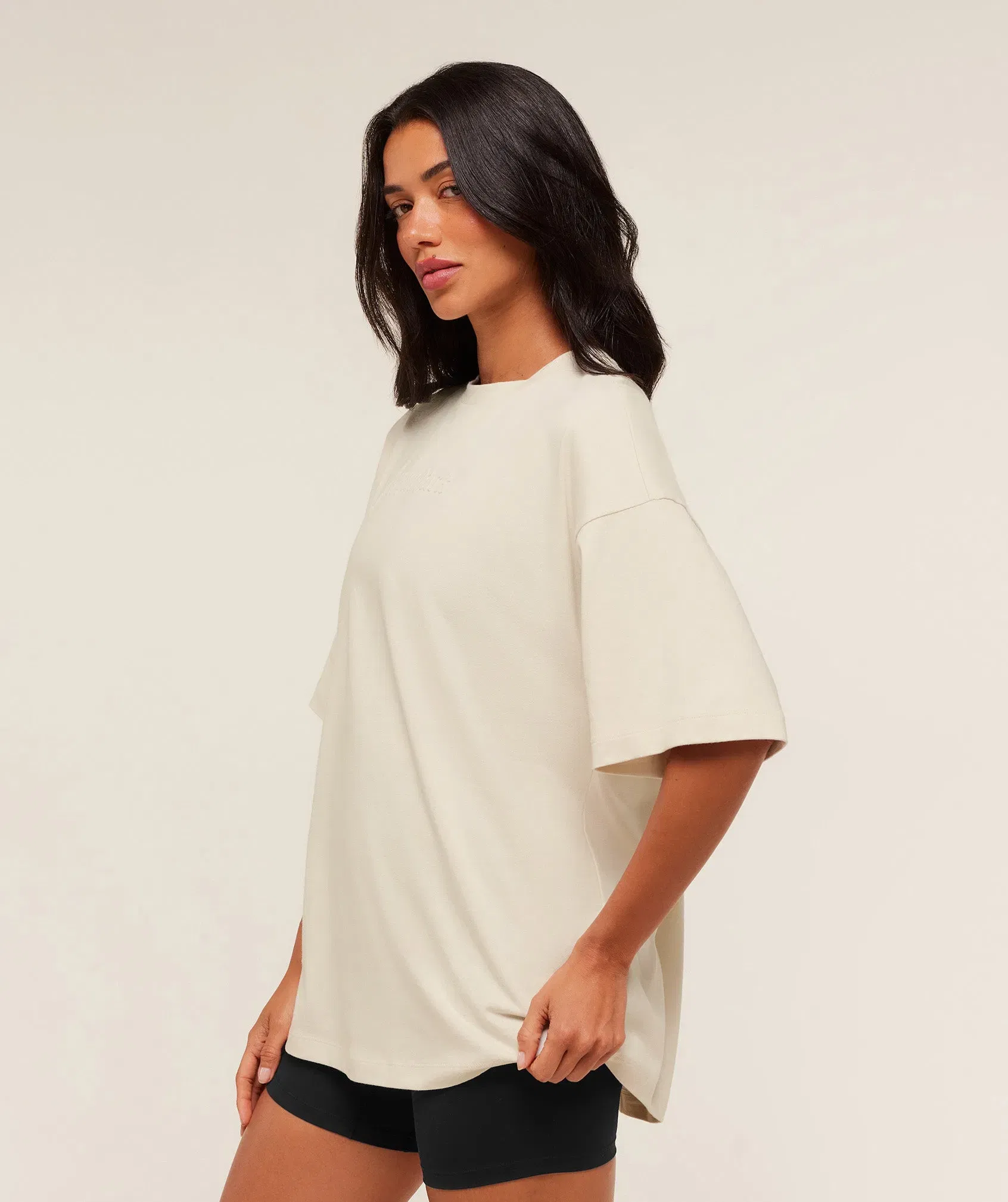 Gymshark Embossed Graphic Oversized T-Shirt - Oat White