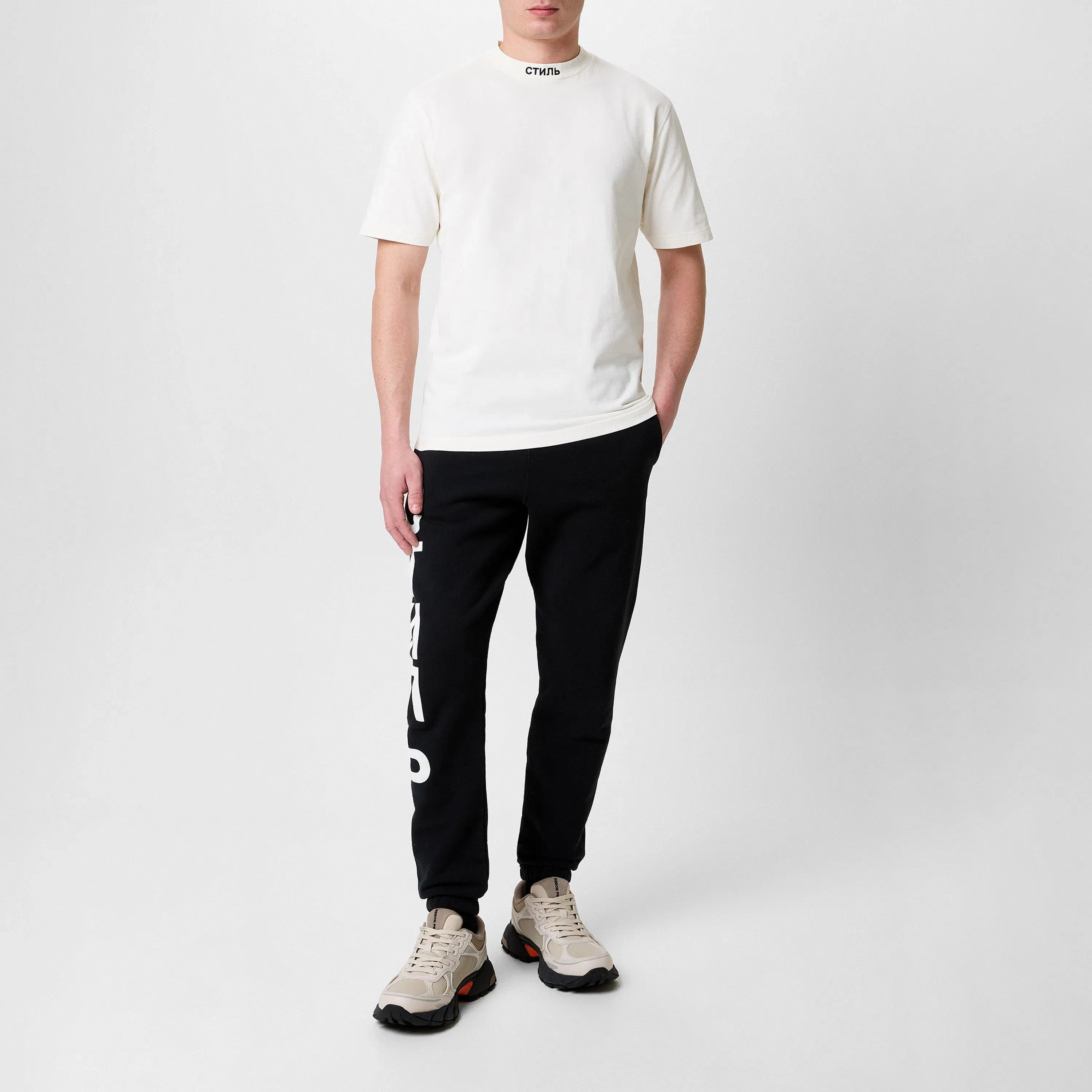 Embroidered Logo Short Sleeve T-Shirt