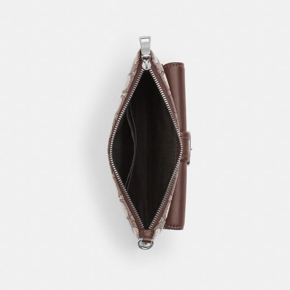 Ashton Wristlet In Signature Jacquard