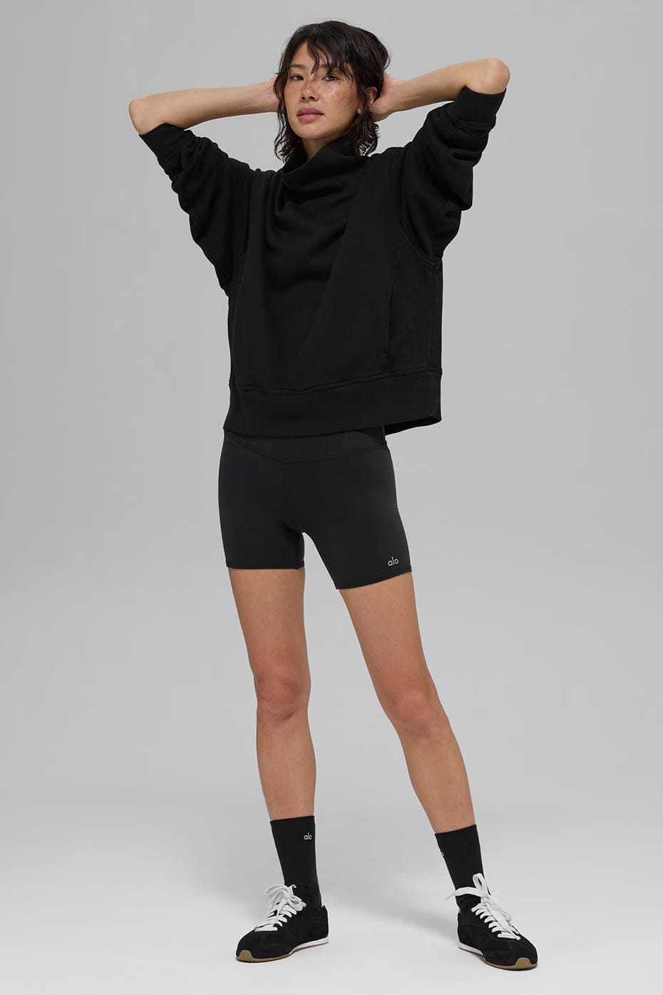 Alo Yoga Hazy Mock Neck Pullover