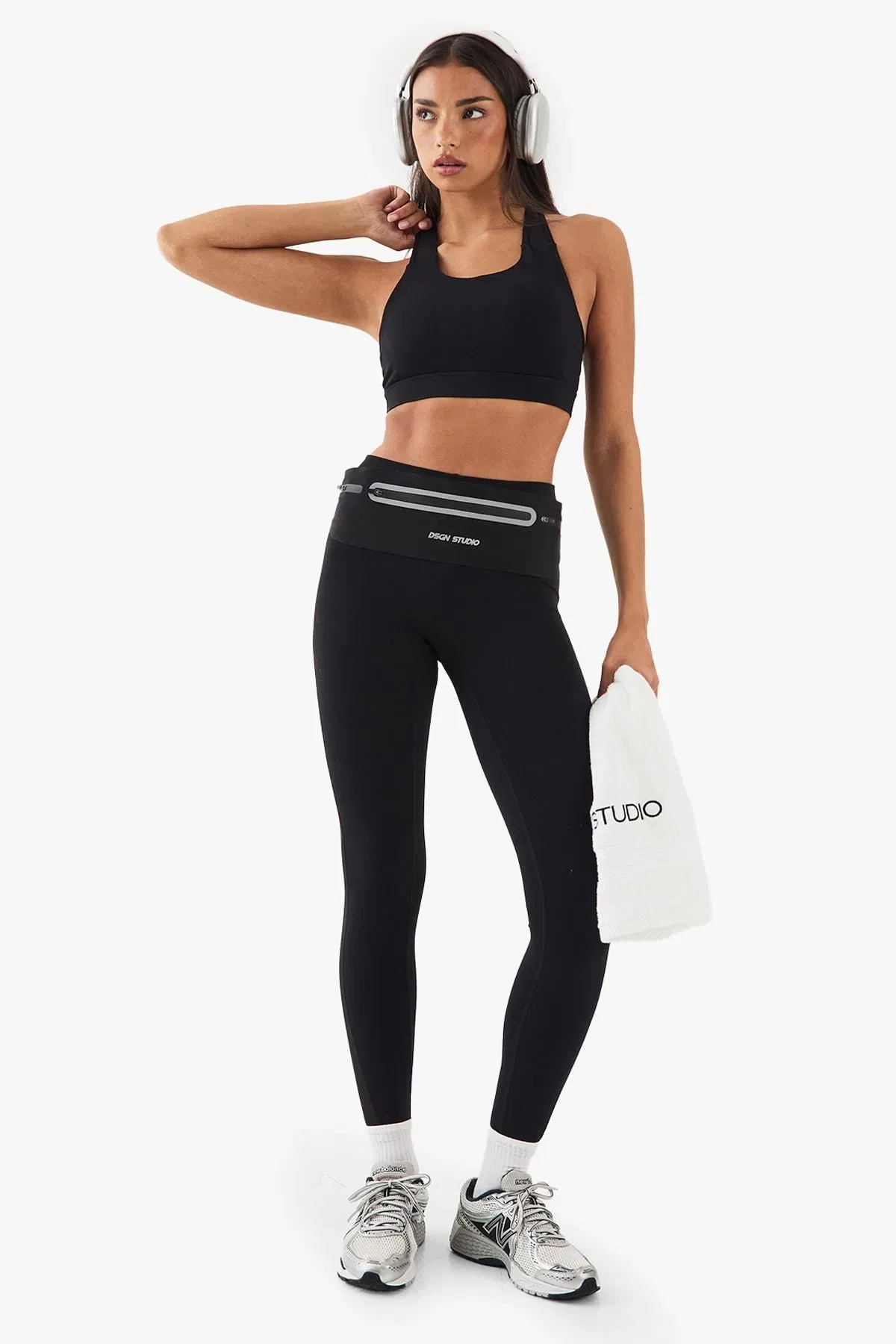 DSGN Studio Mesh Panel Sports Bra
