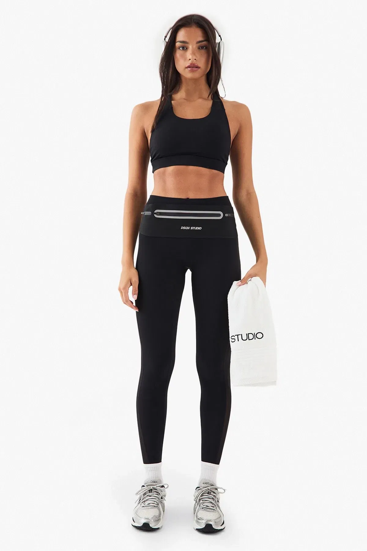 DSGN Studio Mesh Panel Sports Bra