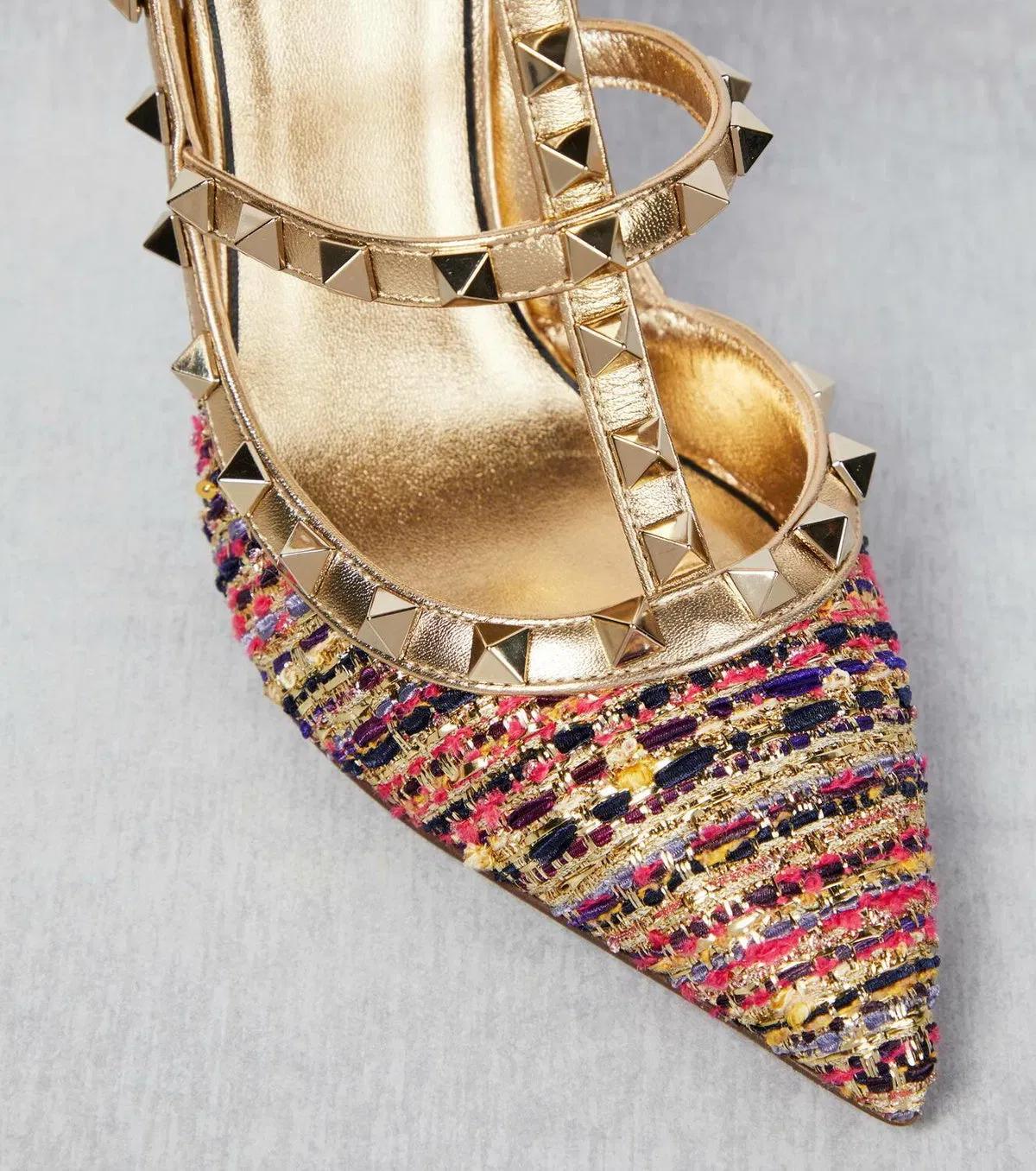 Valentino Garavani Rockstud tweed pumps