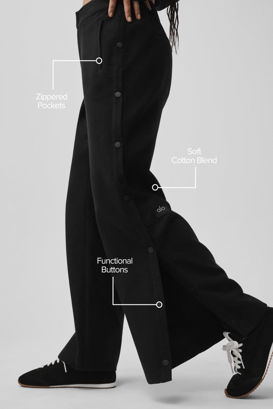 Mid-Rise Cosmopolitan Snap Pant