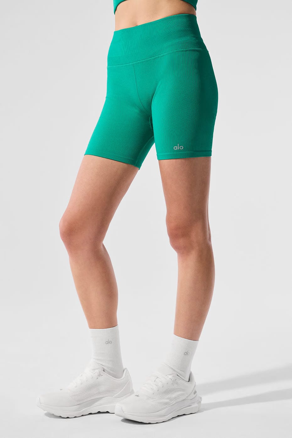 Alo Yoga 5" Seamless Ribbed Favorite Short