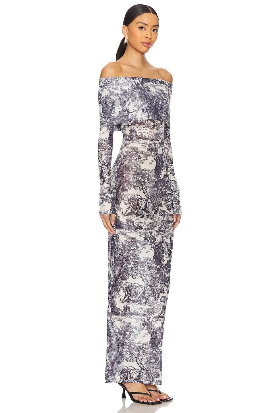 superdown Karasi Maxi Dress in Navy & White