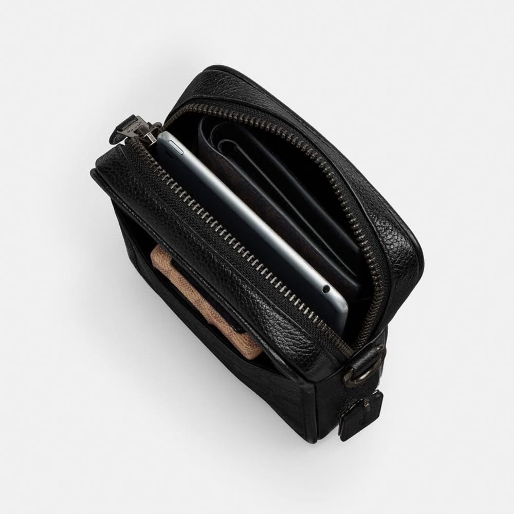 Sullivan Crossbody Bag