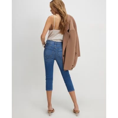 Blue Skinny Pocket Front Capri Jeans