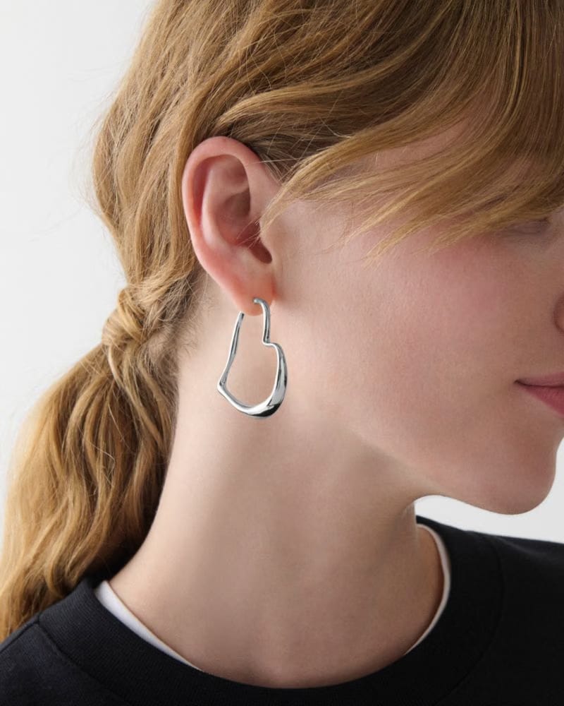 Amour Hoops