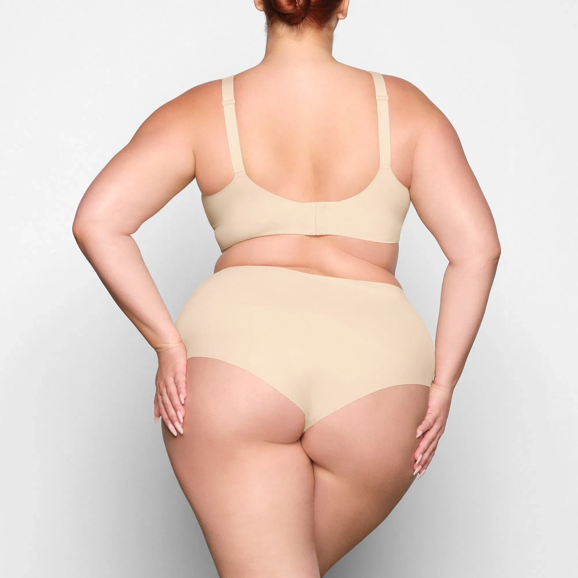 NAKED SCOOP BRALETTE | SAND