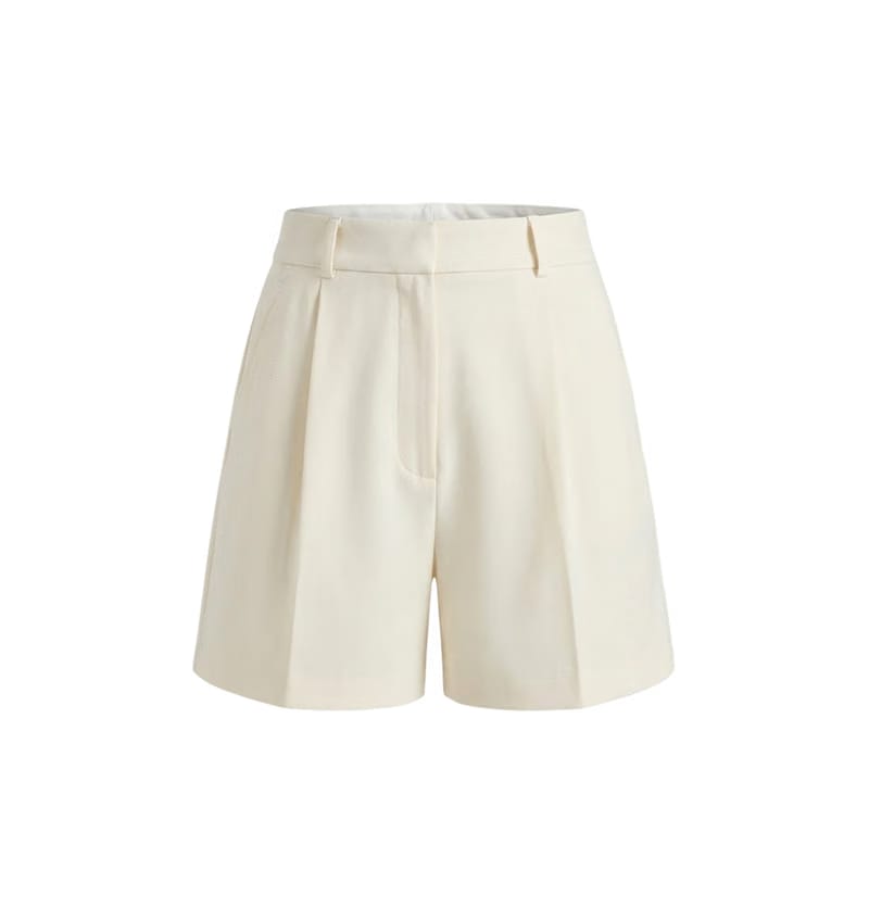 Elara Voss Off White Pleated Tailored Shorts