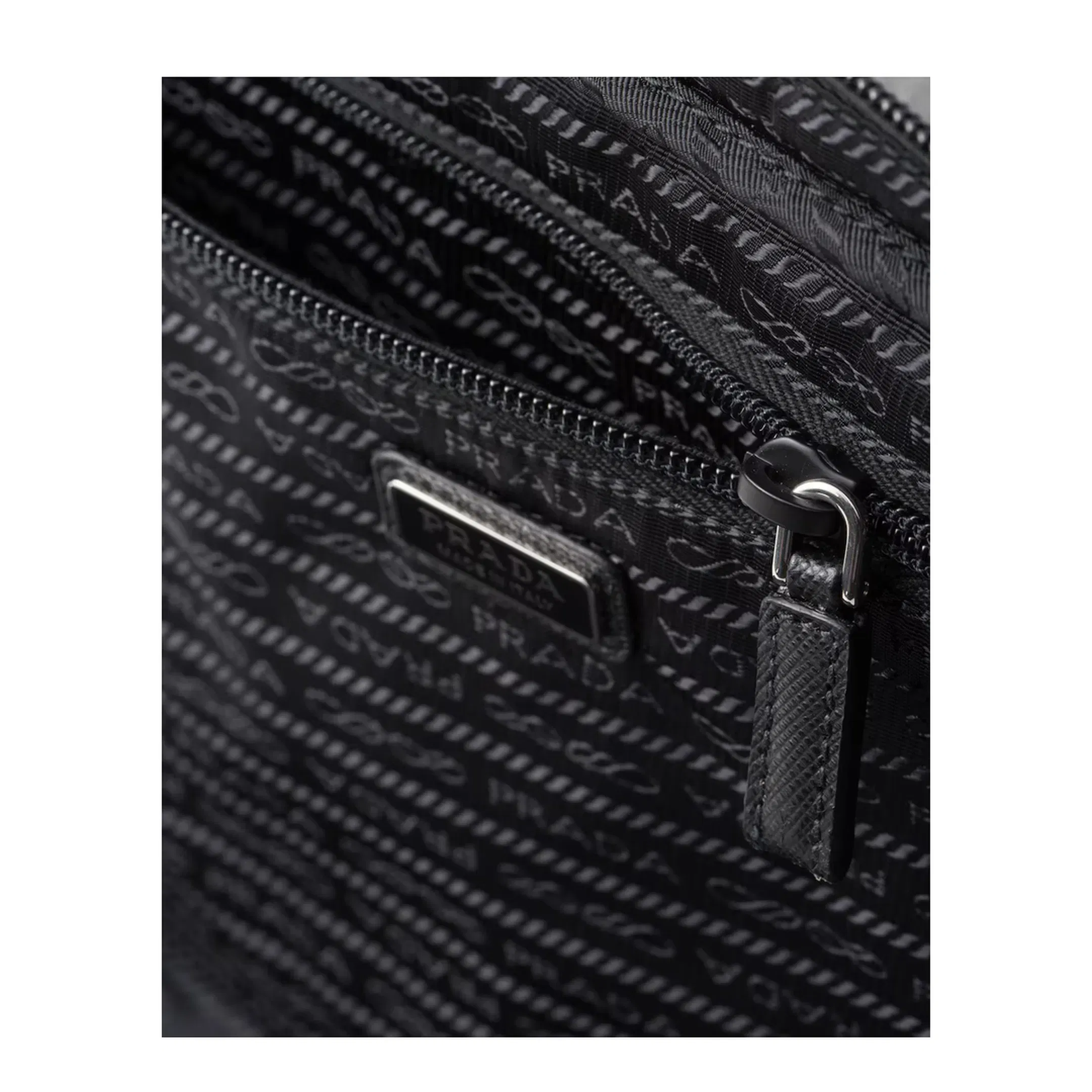 Re-Nylon Large Nylon Wash Bag - Nero