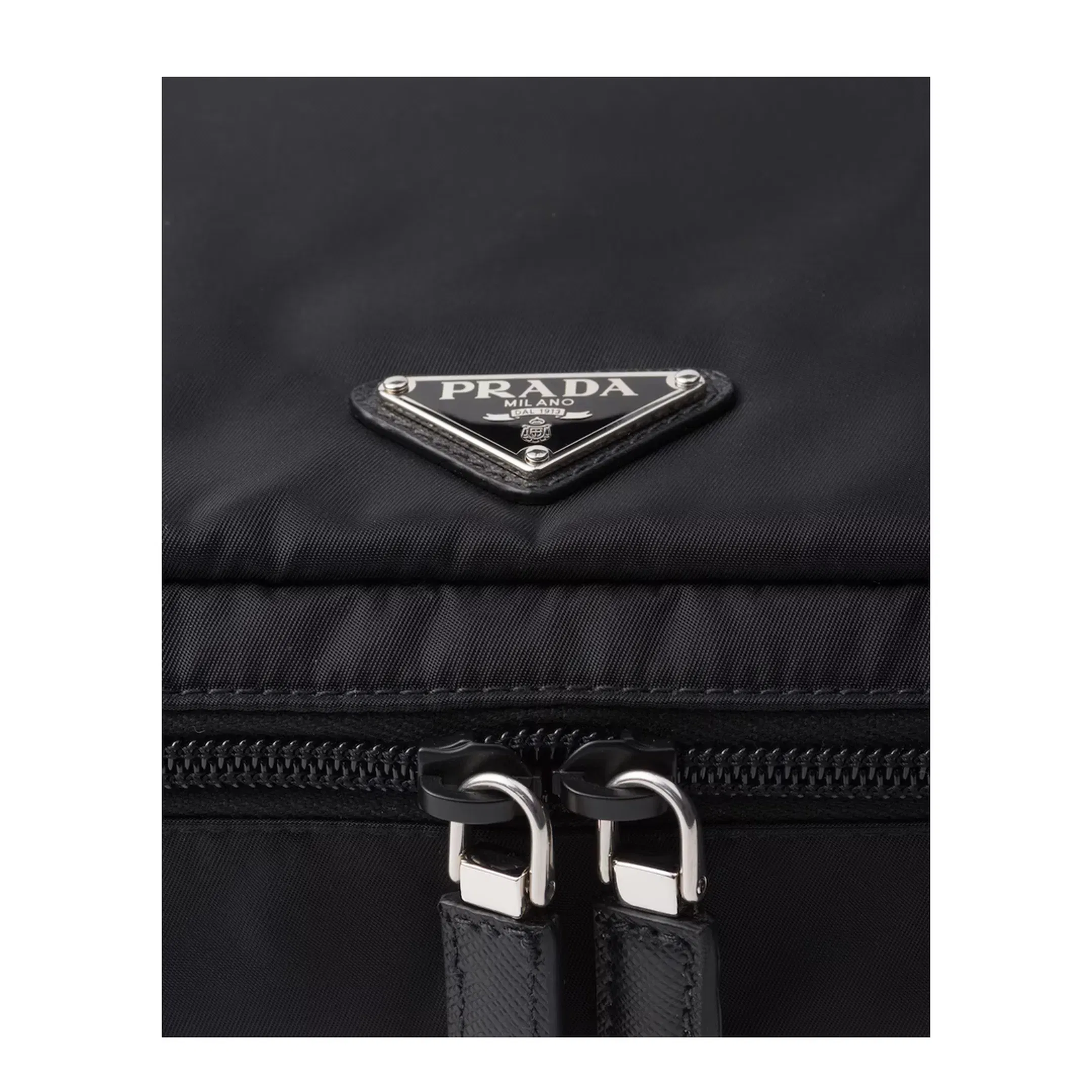 Re-Nylon Large Nylon Wash Bag - Nero