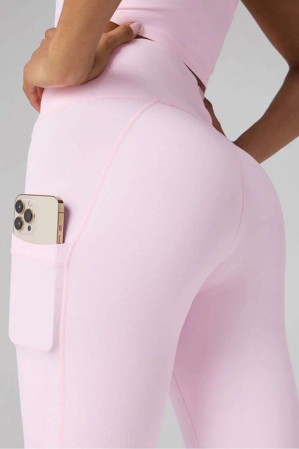 Fabletics On-The-Go High-Waisted Capri 22"