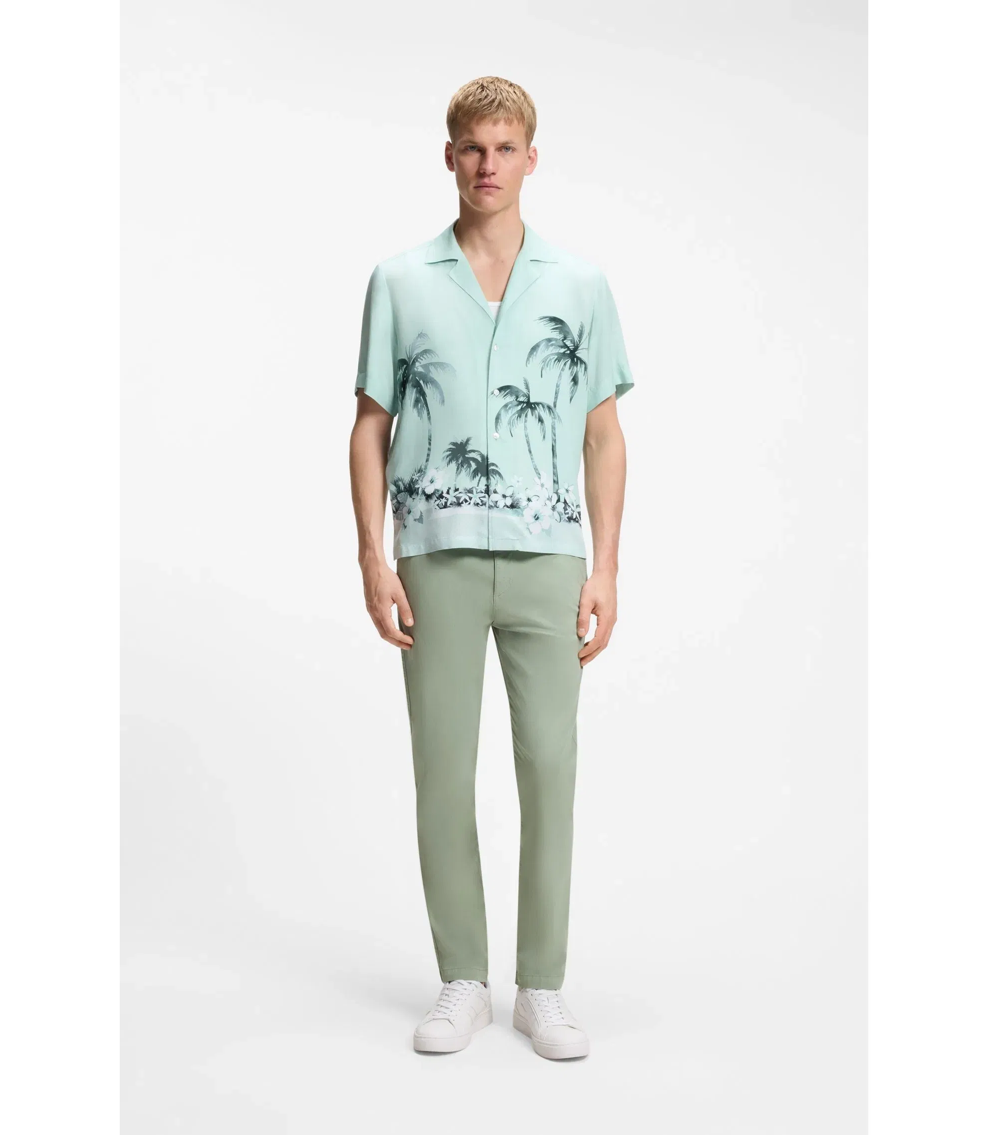 Boss Tapered Fit Chinos In A Structured Cotton Light Green