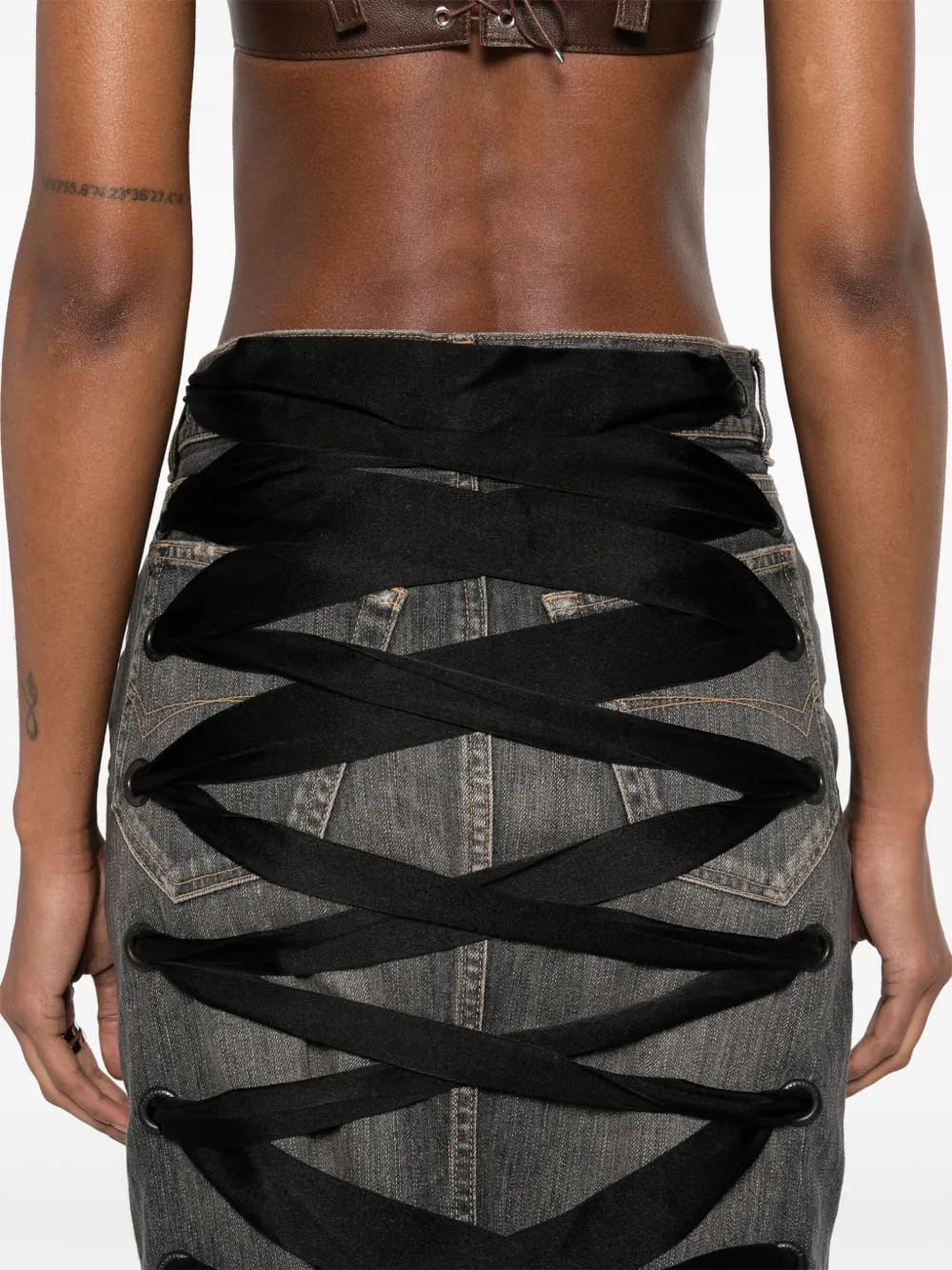 lace-up skirt