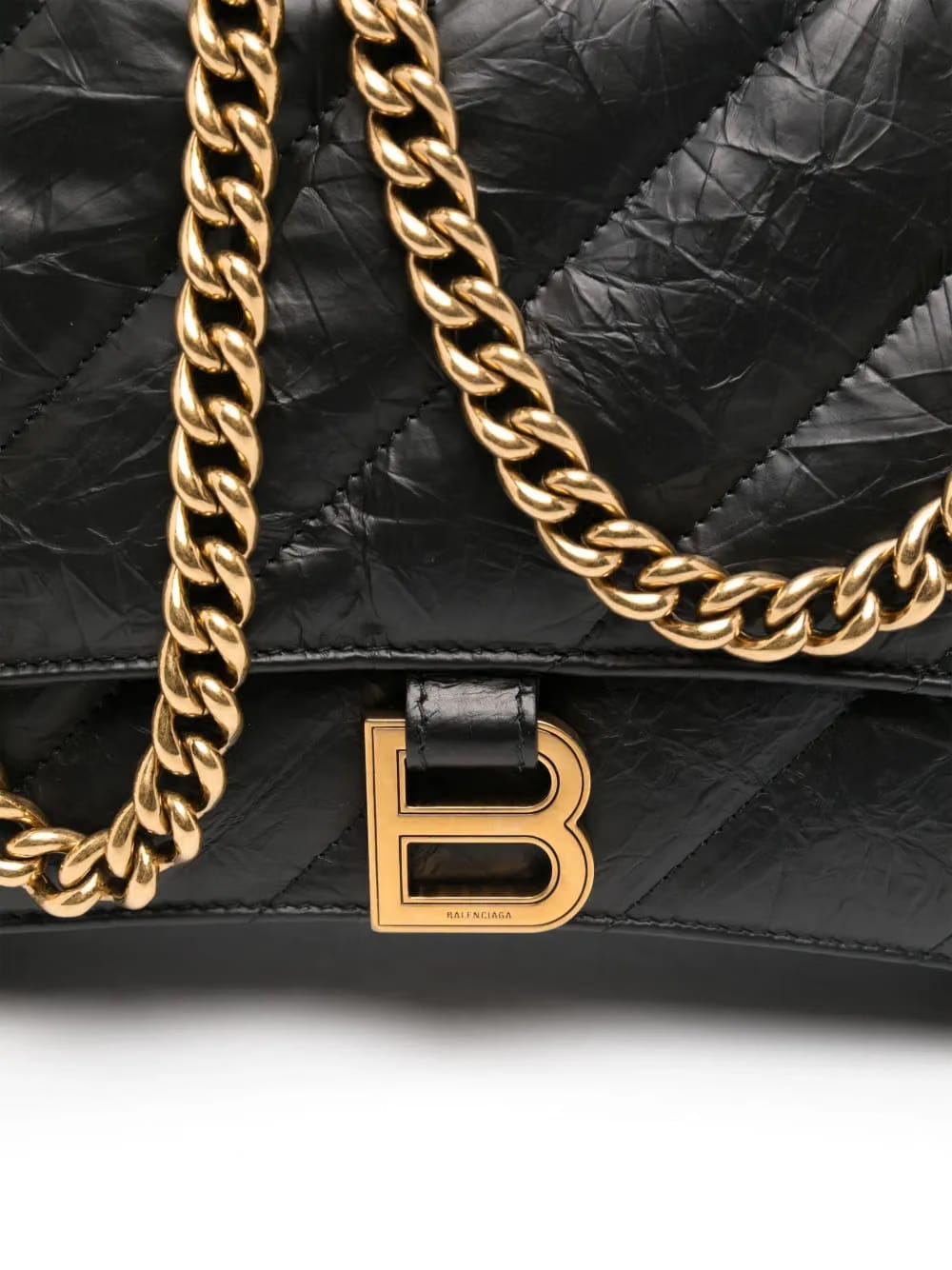 Crush quilted shoulder bag