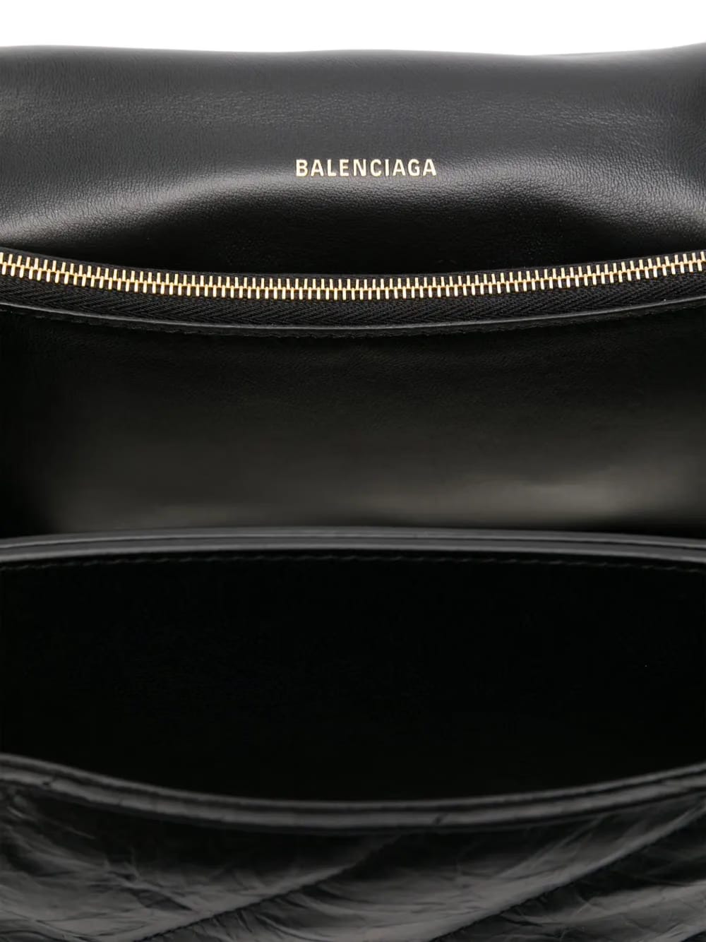 Crush quilted shoulder bag