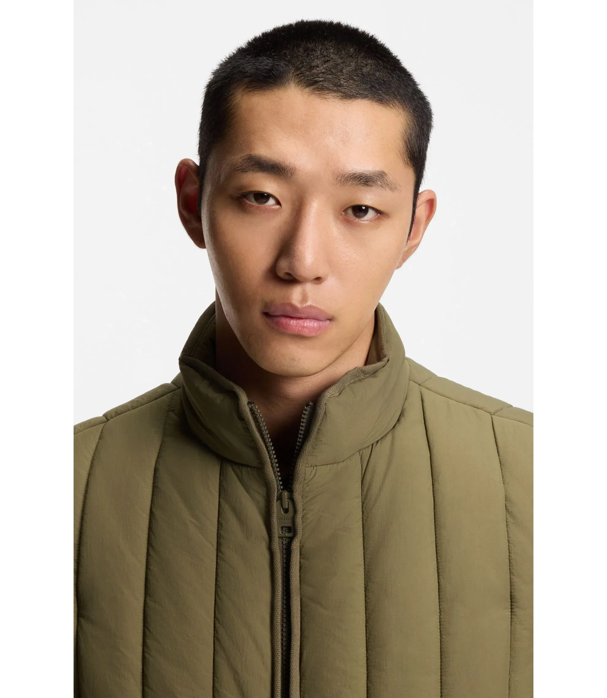Hugo Lightweight Gilet With Vertical Quilting Light Green