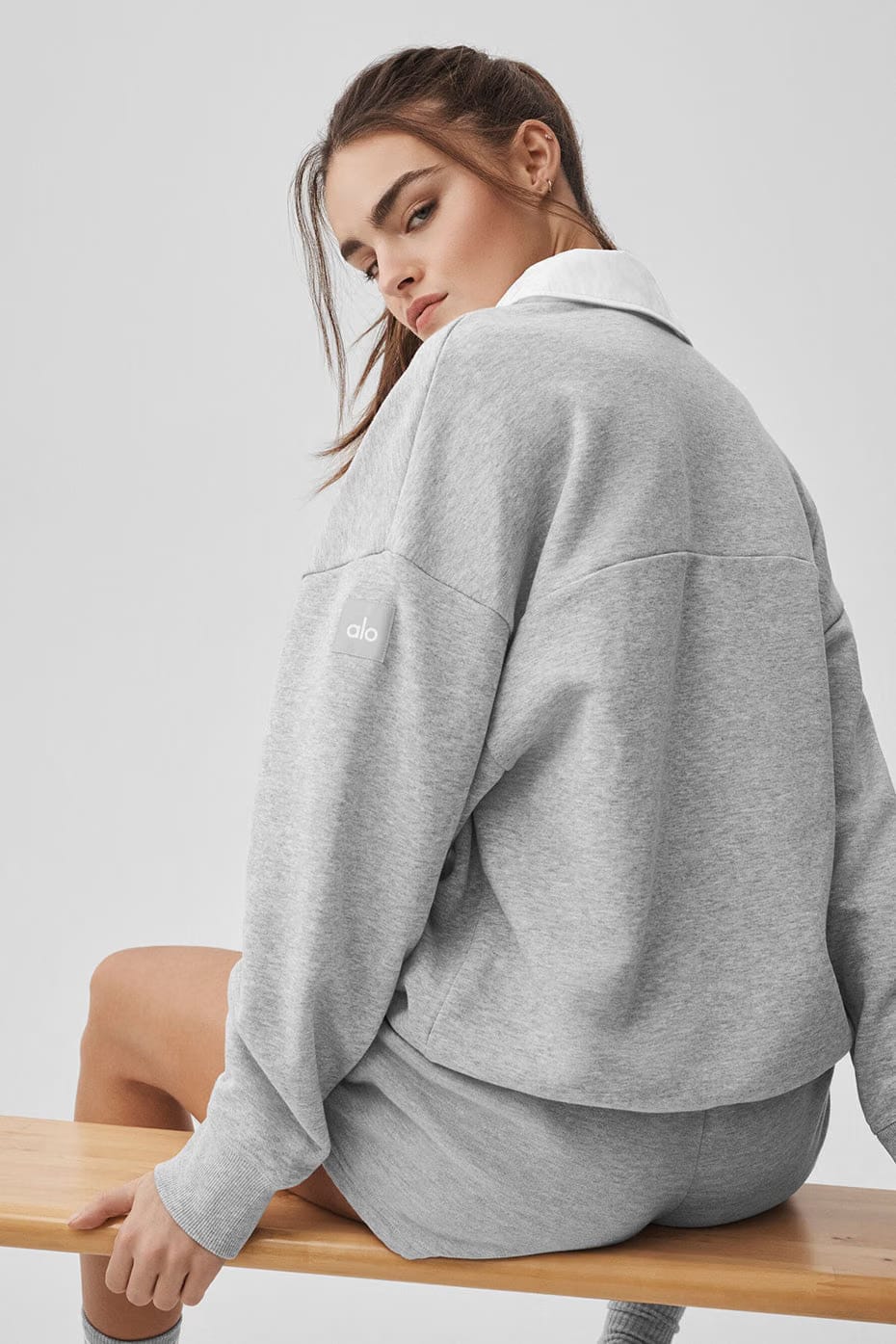 Alo Yoga Women'S Take It Easy Long Sleeve Henley Pullover