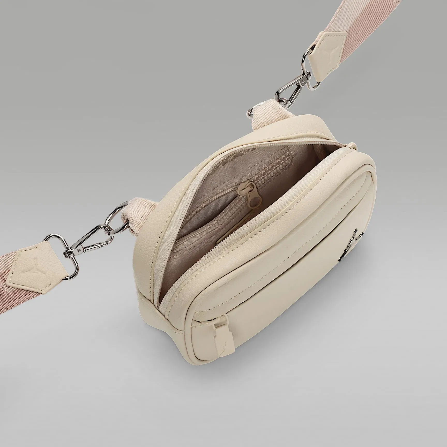 Nike Jordan Monarch Camera Bag (1L)