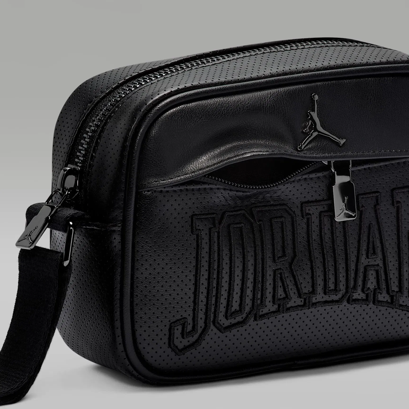 Nike Jordan Perforated Camera Bag (1.6L)