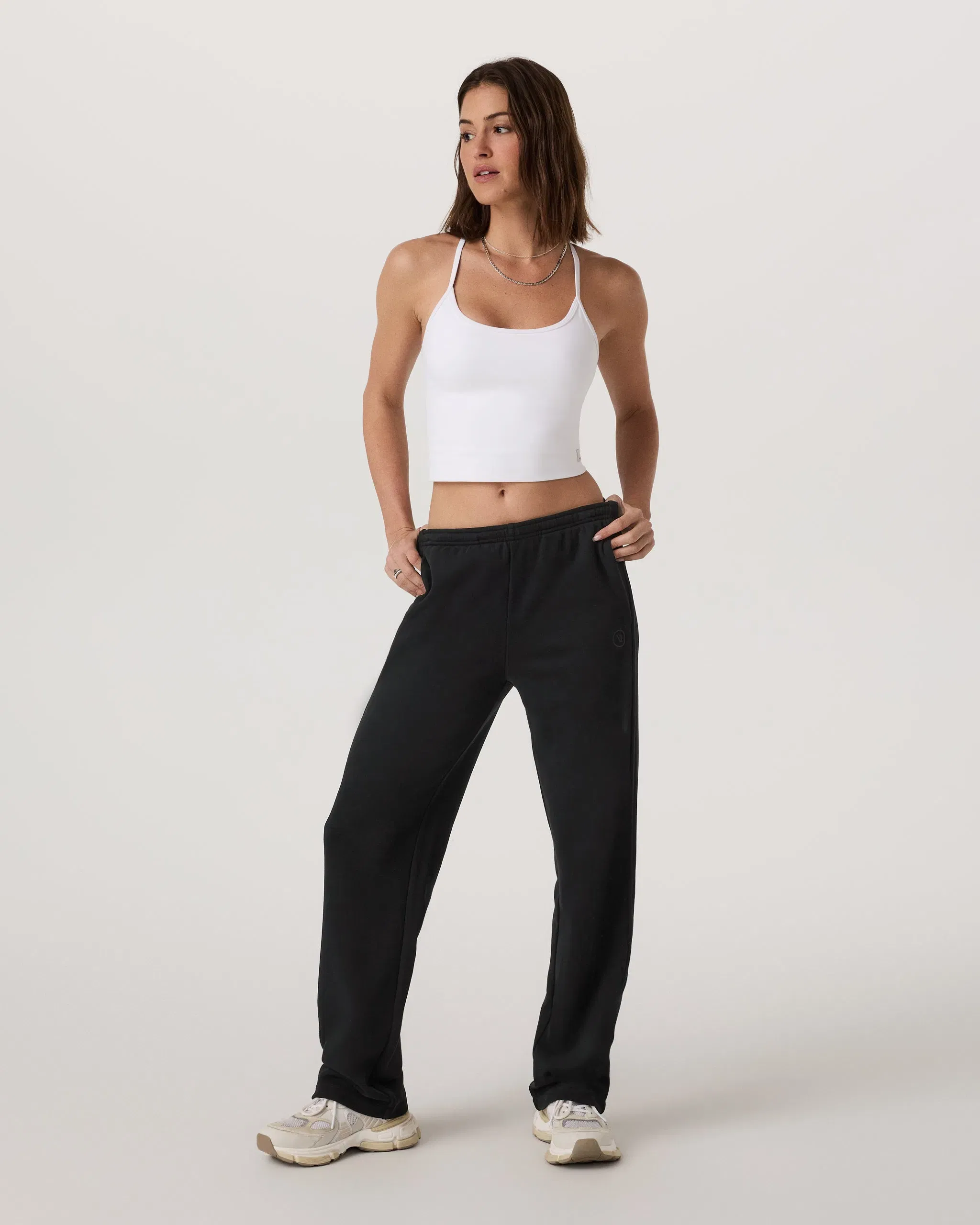 Vuori Sedona Straight Leg Sweatpant Short