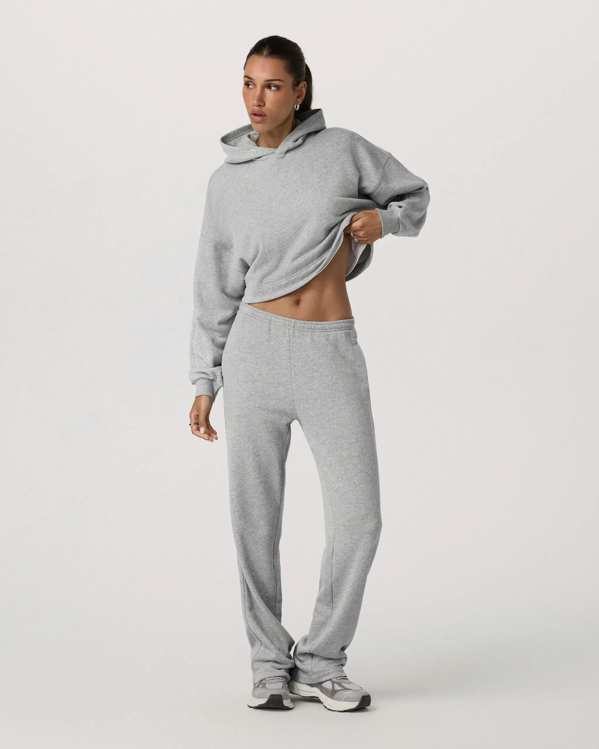 Vuori Sedona Straight Leg Sweatpant Short