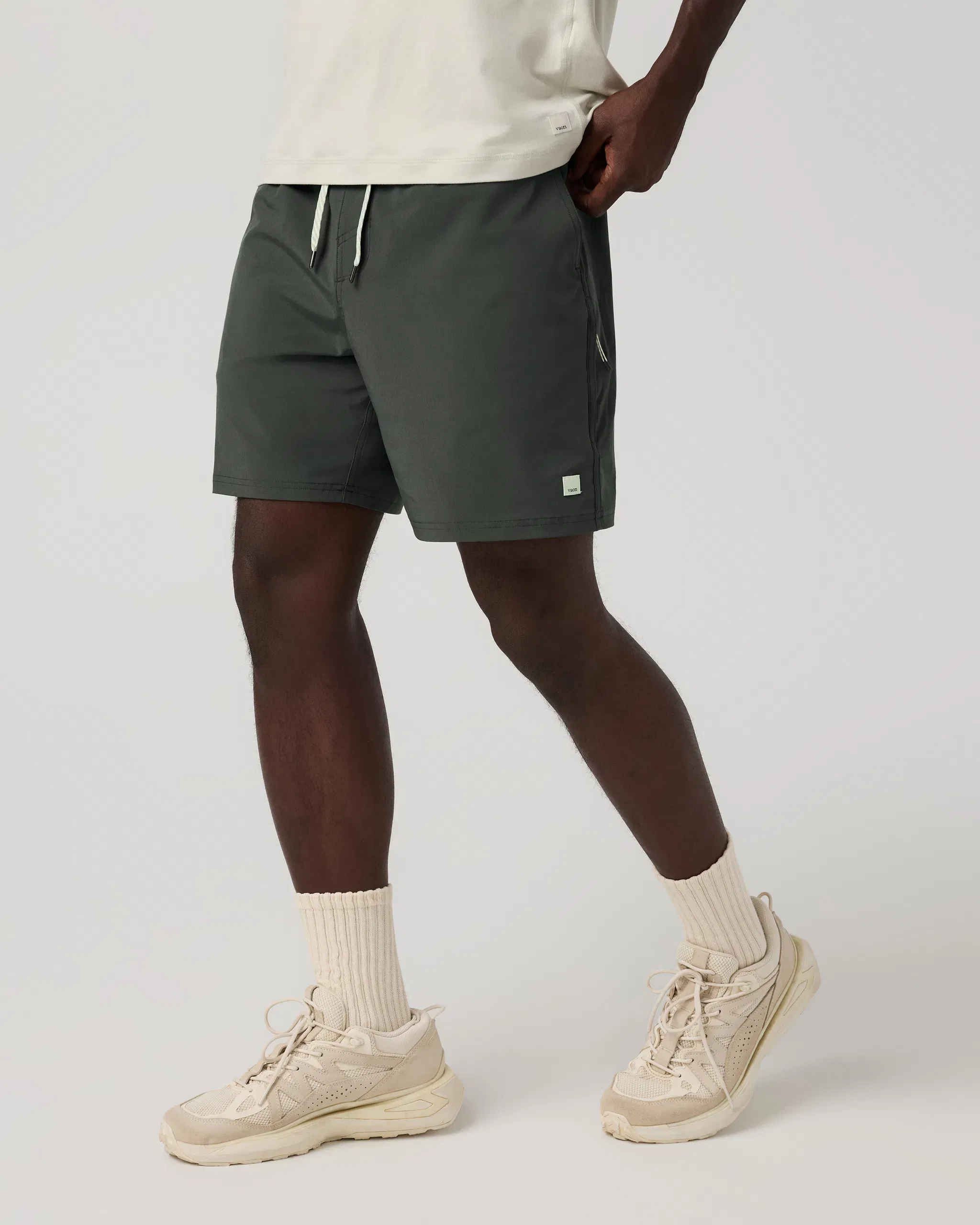 Vuori Banks Session Short Unlined 7