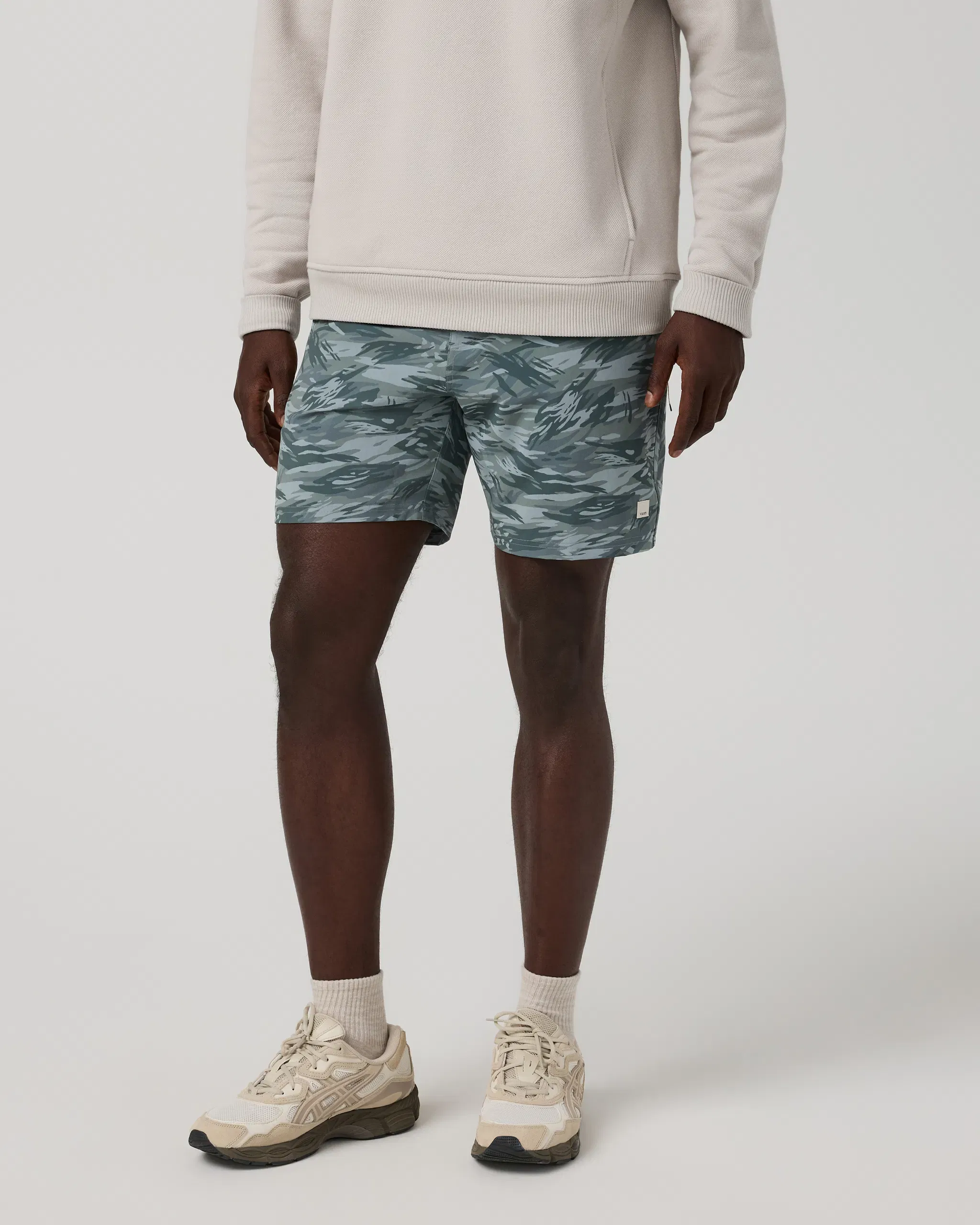 Vuori Banks Session Short Unlined 7